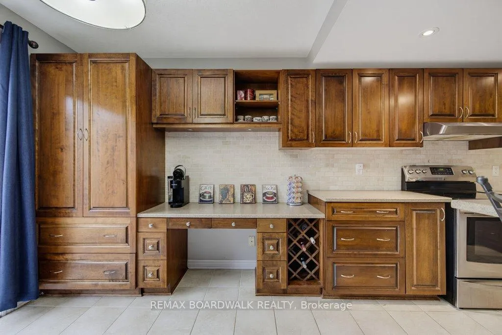 Photo 17 of 200 Branthaven Street, Ottawa, Avalon East — HOMEH