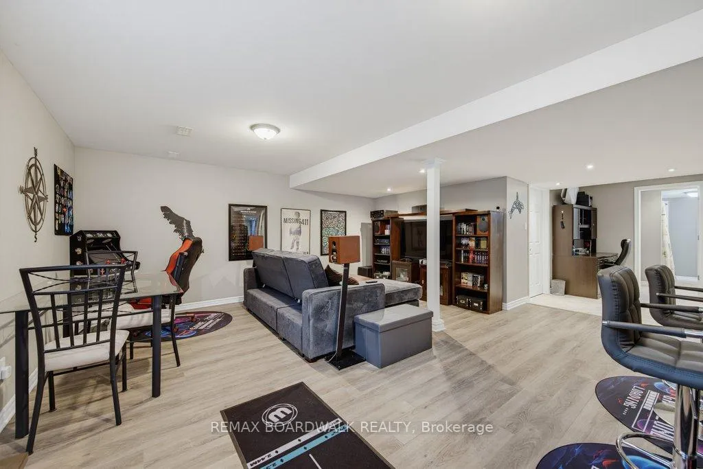 Photo 37 of 200 Branthaven Street, Ottawa, Avalon East — HOMEH