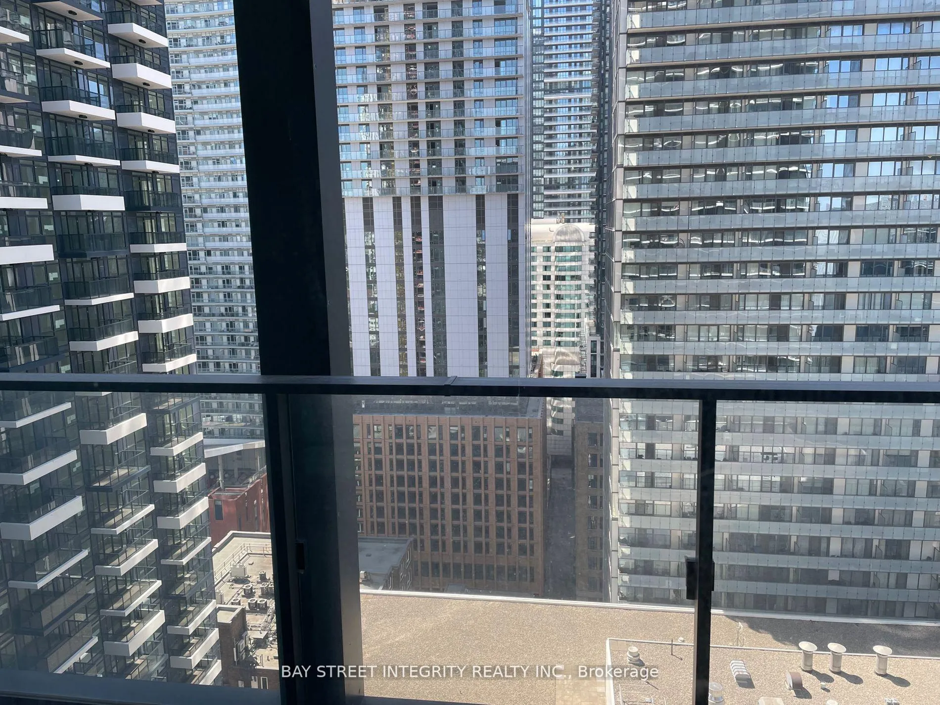 Photo 6 of Unit 2109, 125 Peter Street, Toronto, Waterfront Communities — HOMEH