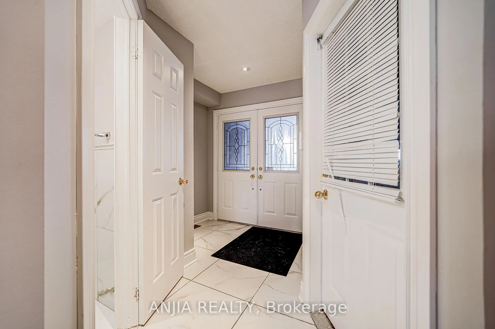 Photo 6 of 146 Billingsley Crescent, Markham, Cedarwood — HOMEH