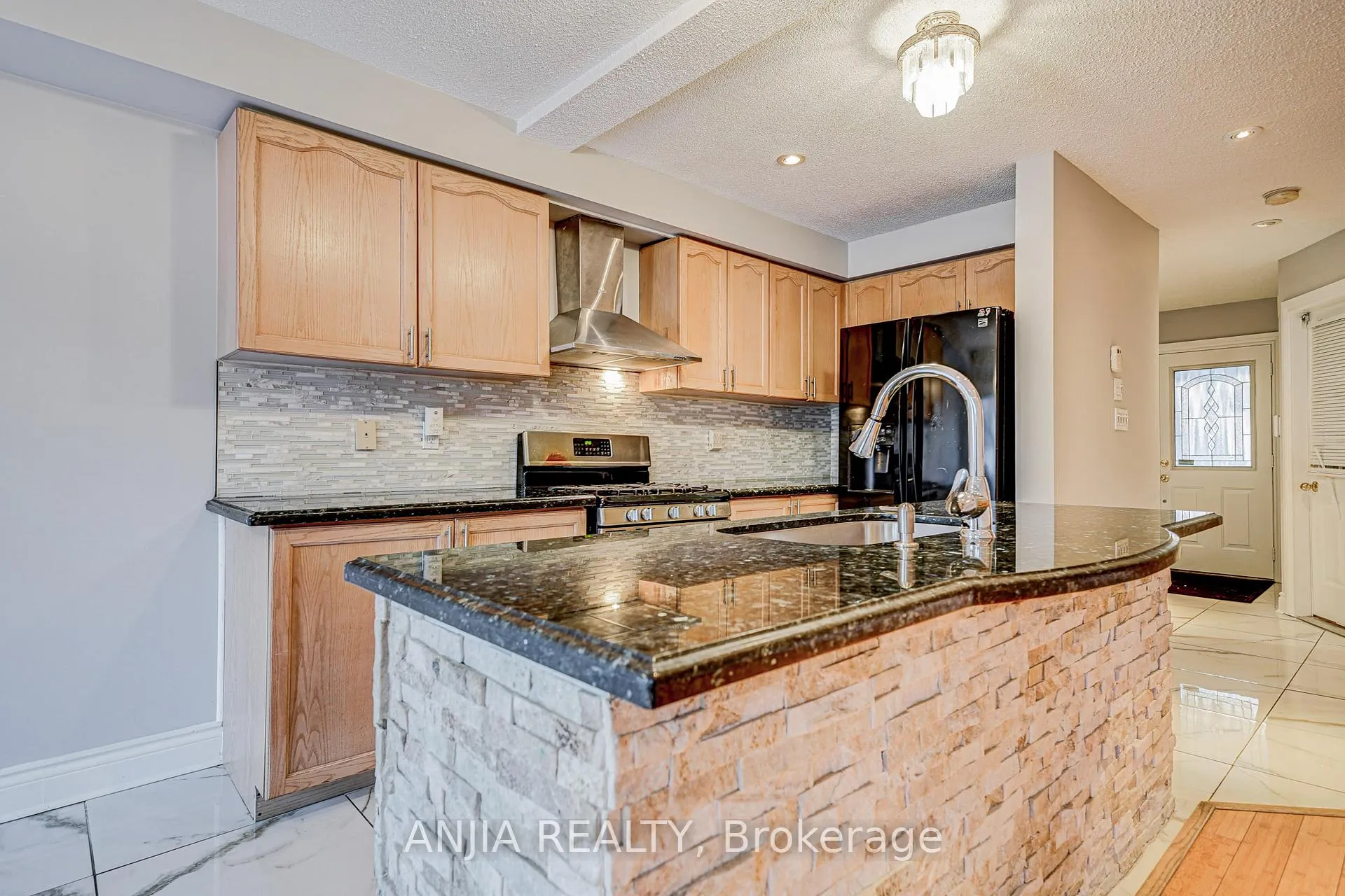 Photo 14 of 146 Billingsley Crescent, Markham, Cedarwood — HOMEH