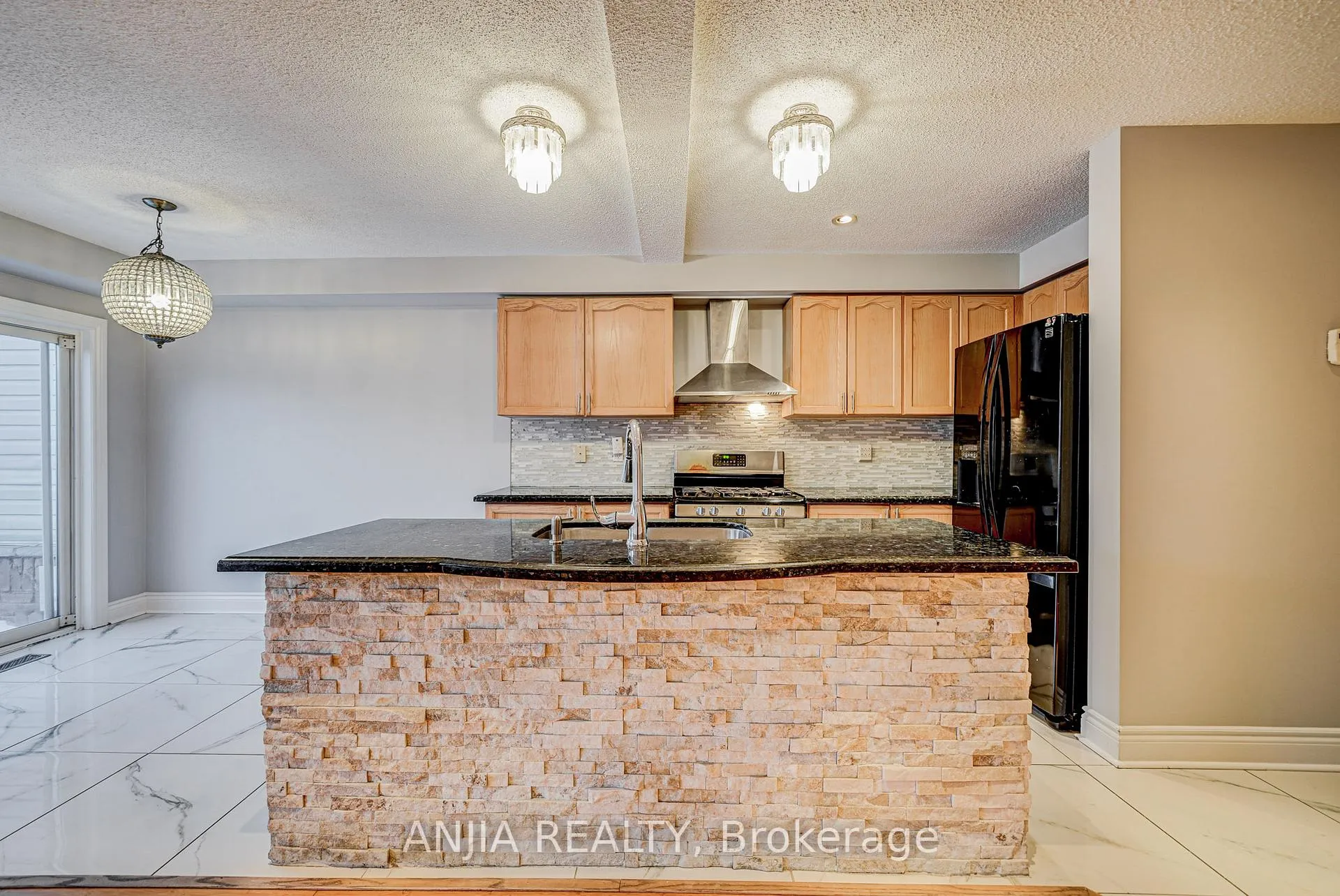 Photo 15 of 146 Billingsley Crescent, Markham, Cedarwood — HOMEH