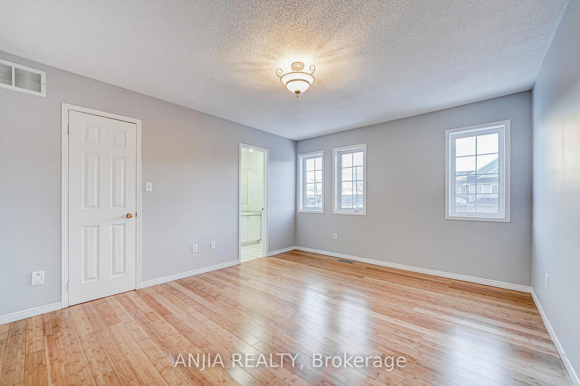 Photo 18 of 146 Billingsley Crescent, Markham, Cedarwood — HOMEH