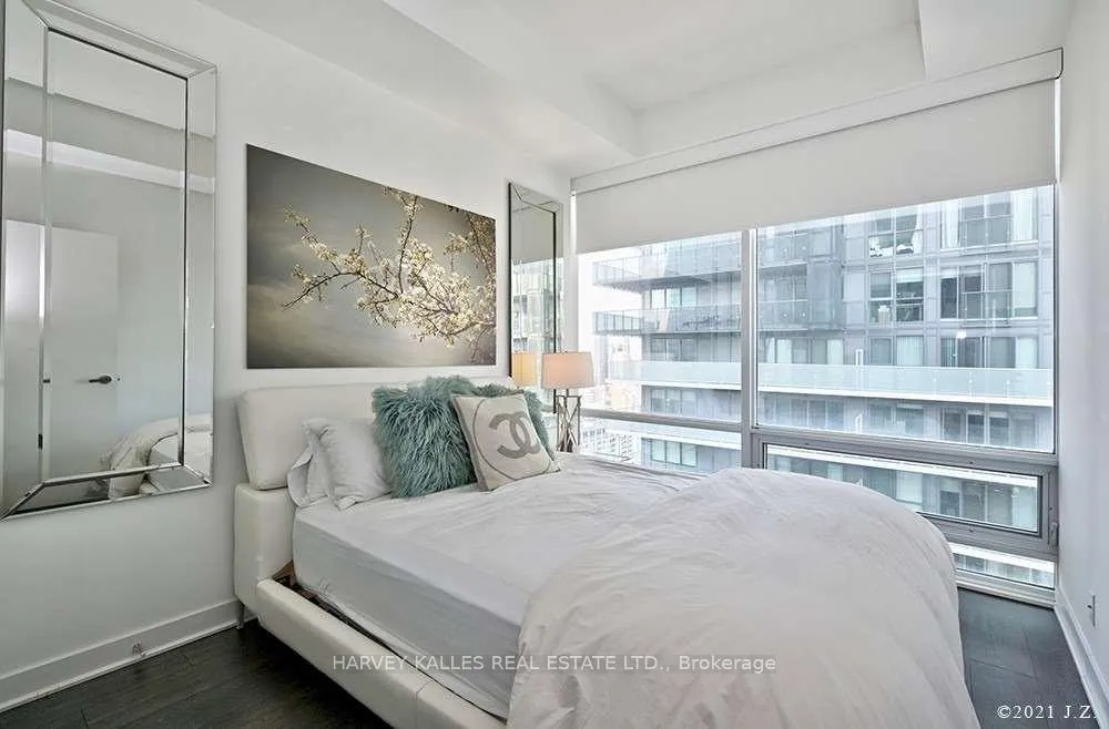 Photo 9 of Unit 3009, 15 Grenville Street, Toronto, Bay Street Corridor — HOMEH