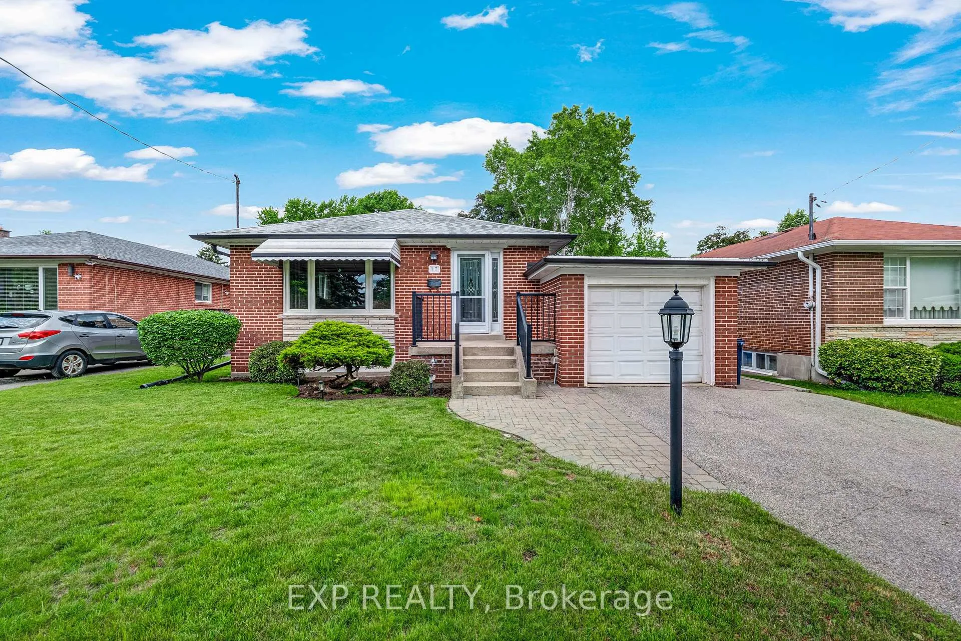 Photo 1 of 17 Marlena Drive, Scarborough, West Hill — HOMEH