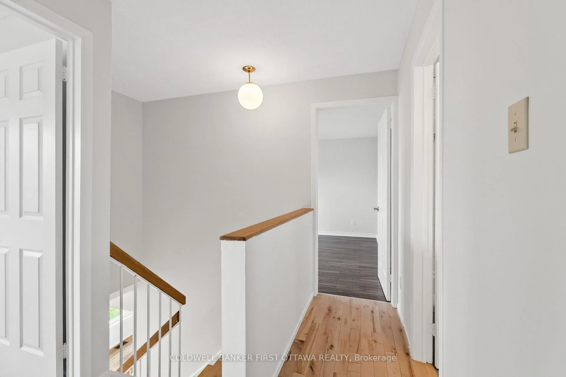 Photo 21 of 390 Cloverheath Crescent, Ottawa, Queenswood Heights South — HOMEH