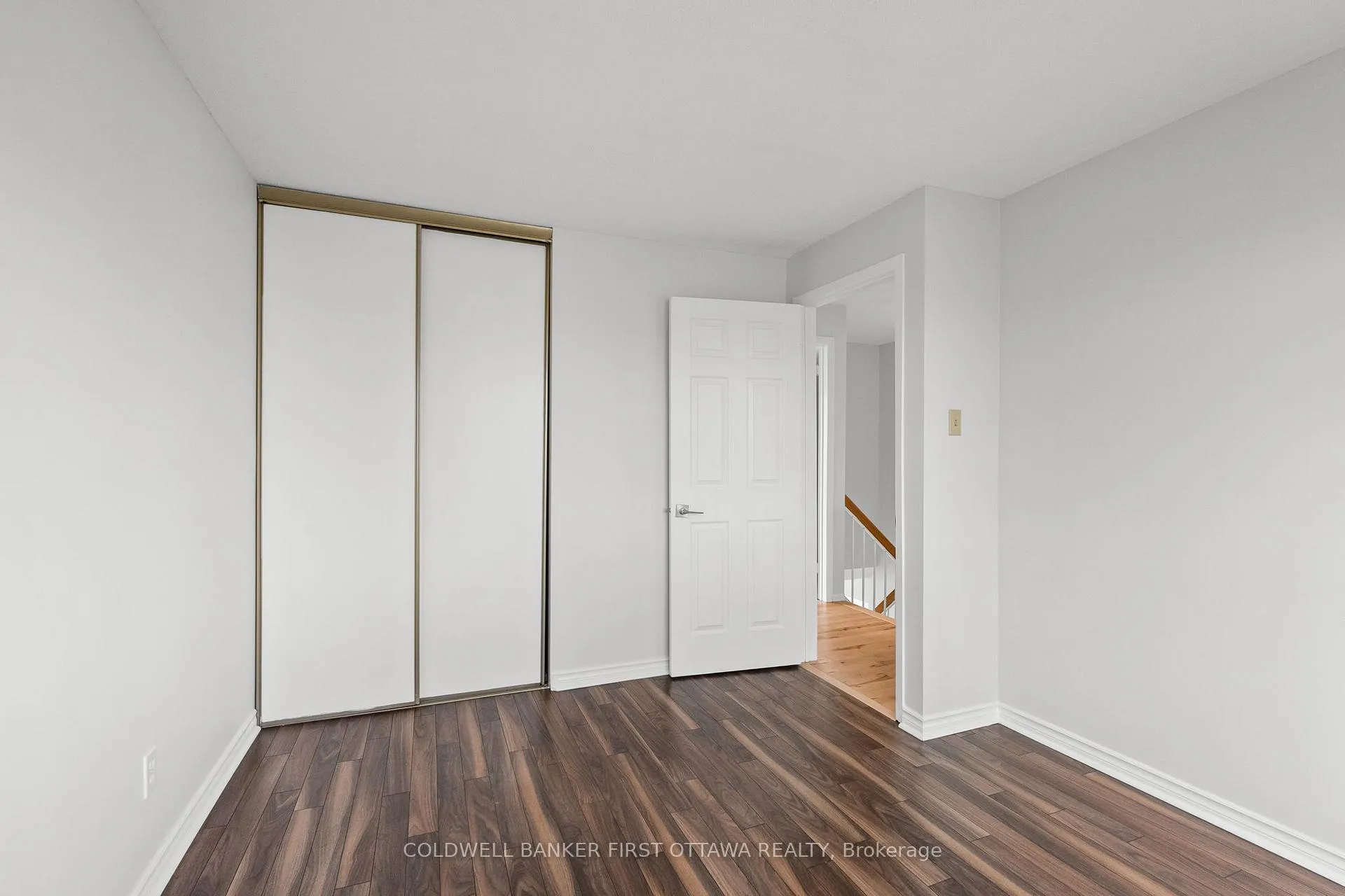 Photo 29 of 390 Cloverheath Crescent, Ottawa, Queenswood Heights South — HOMEH