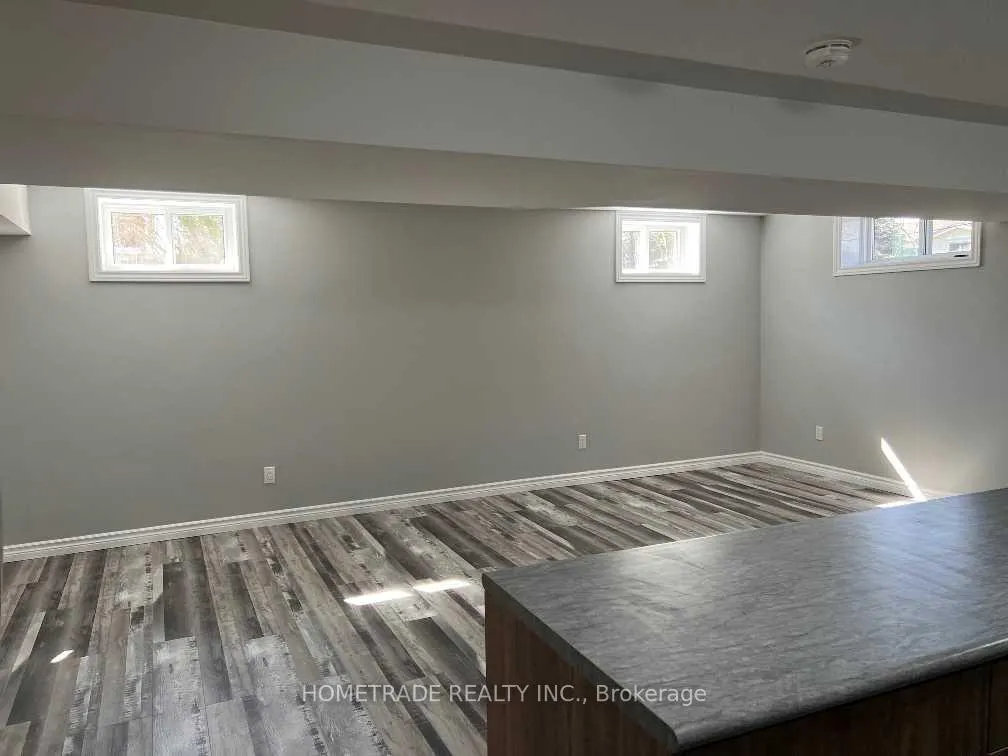 Photo 8 of Unit Lower, 206 Little Avenue, Barrie, Allandale Heights — HOMEH