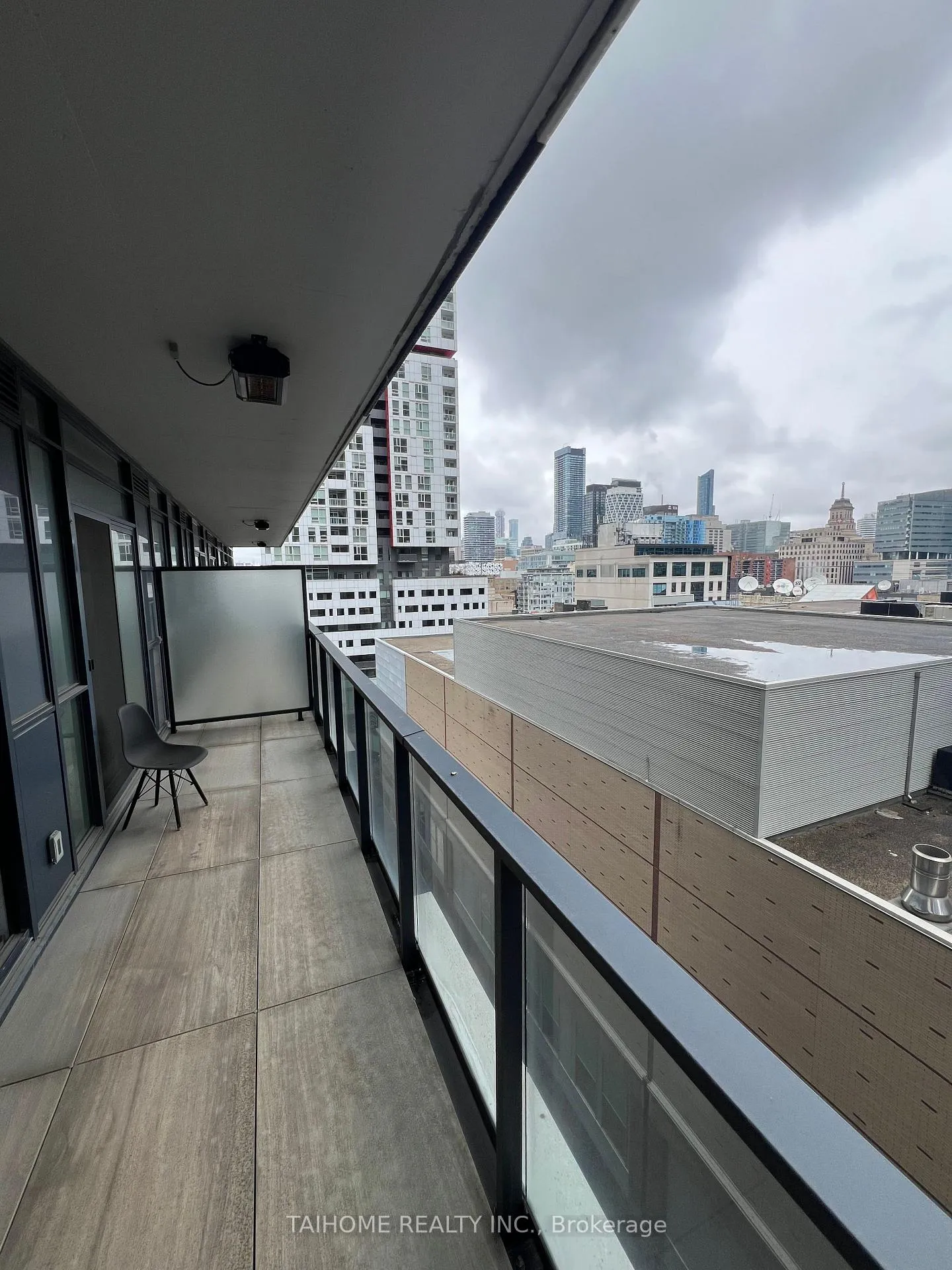 Photo 7 of Unit 1203, 38 Widmer Street, Toronto, Waterfront Communities — HOMEH
