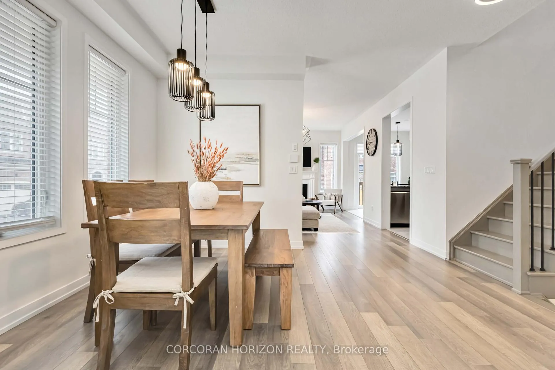 Photo 5 of 81 Dundonald Trail, Newmarket, Glenway Estates — HOMEH