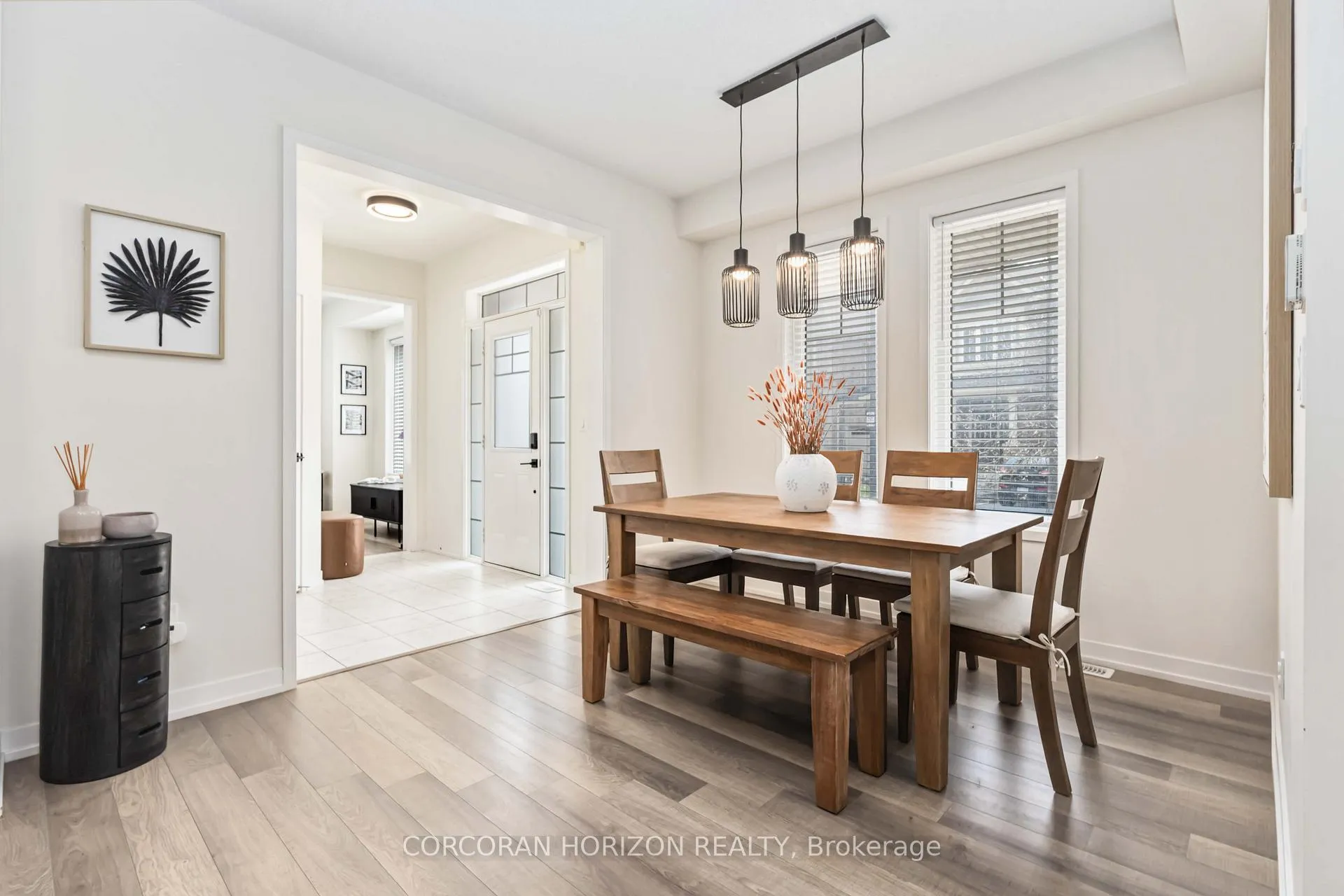 Photo 17 of 81 Dundonald Trail, Newmarket, Glenway Estates — HOMEH