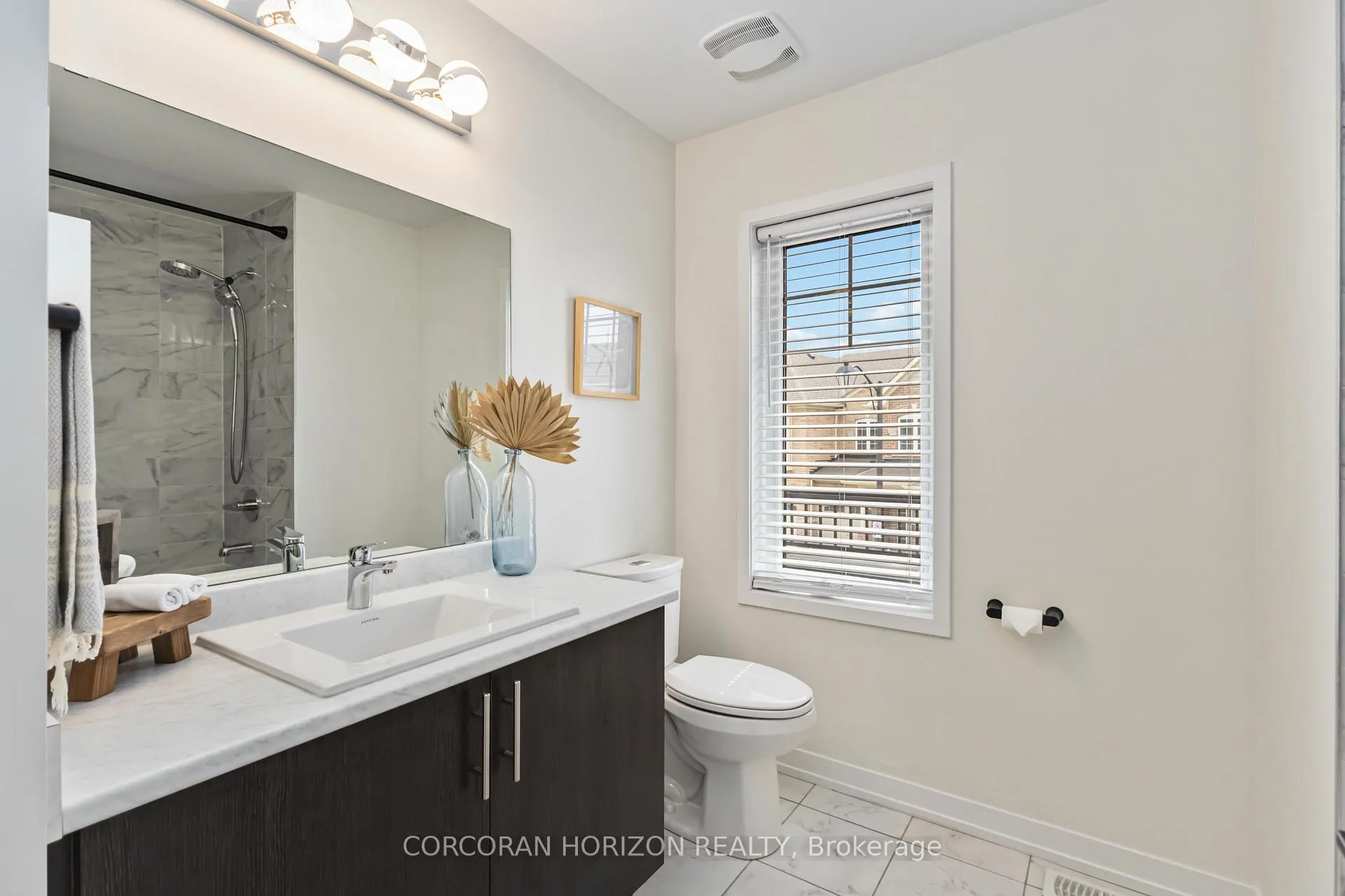 Photo 33 of 81 Dundonald Trail, Newmarket, Glenway Estates — HOMEH