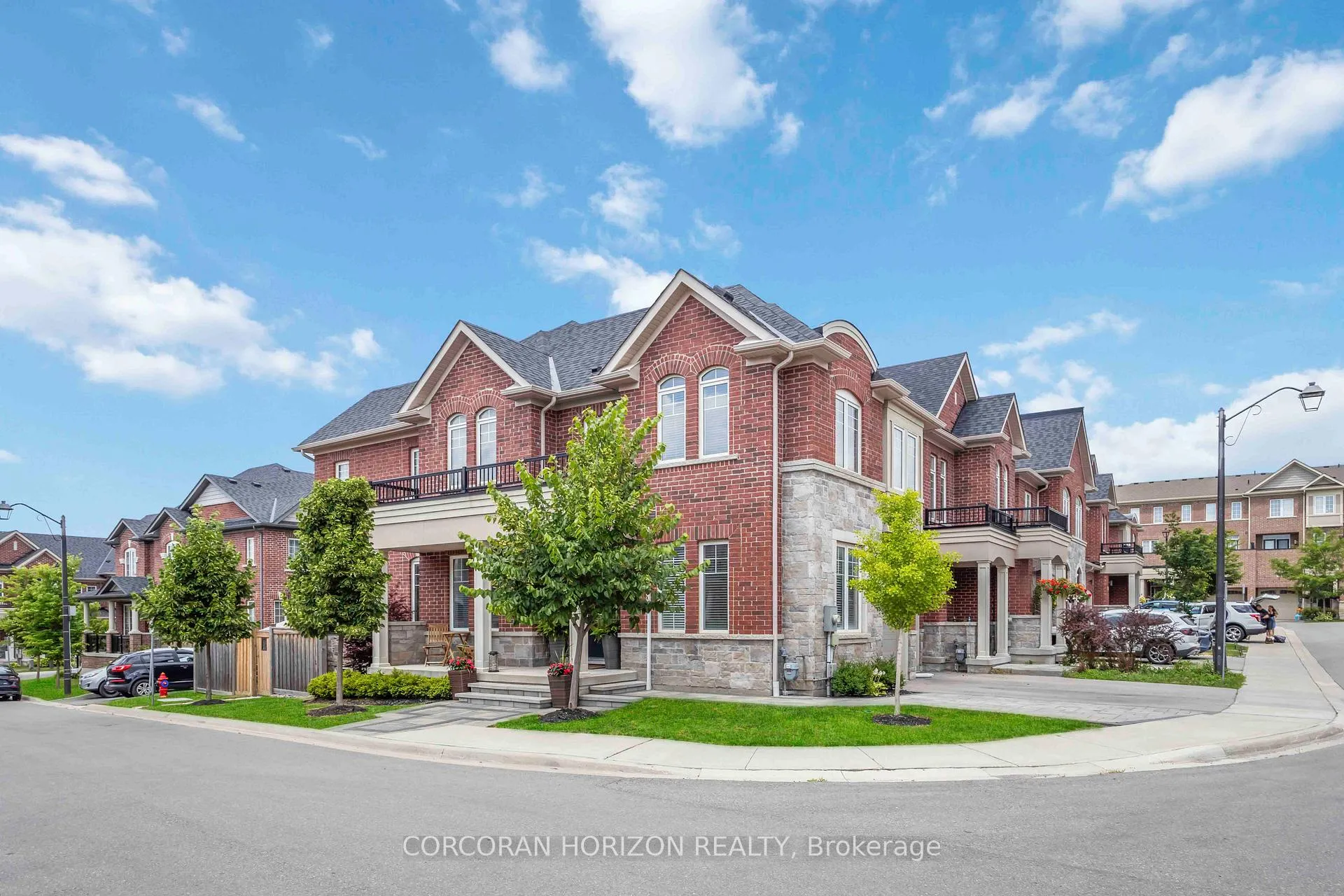 Photo 39 of 81 Dundonald Trail, Newmarket, Glenway Estates — HOMEH