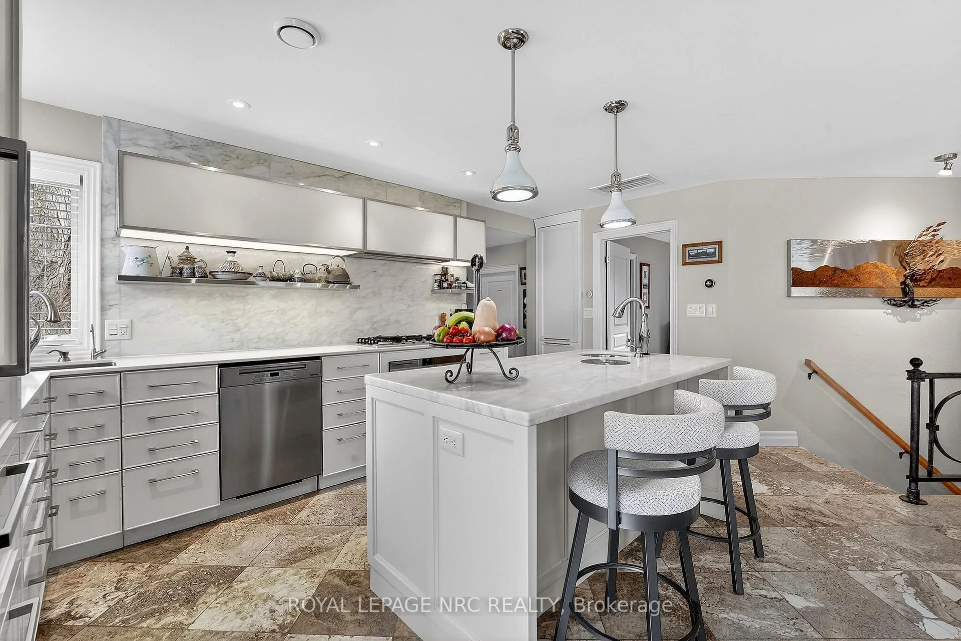 Photo 12 of 11 Peel Street, St. Catharines, Port Dalhousie — HOMEH