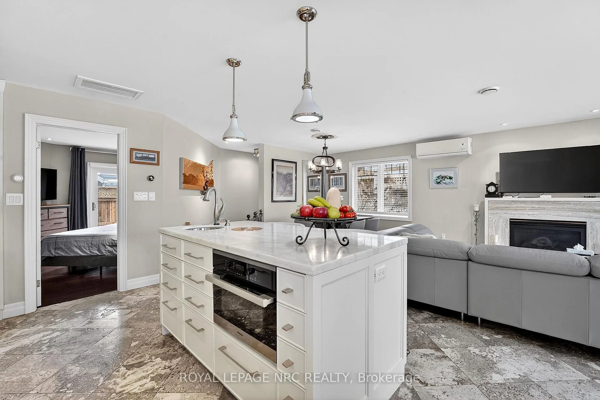 Photo 15 of 11 Peel Street, St. Catharines, Port Dalhousie — HOMEH