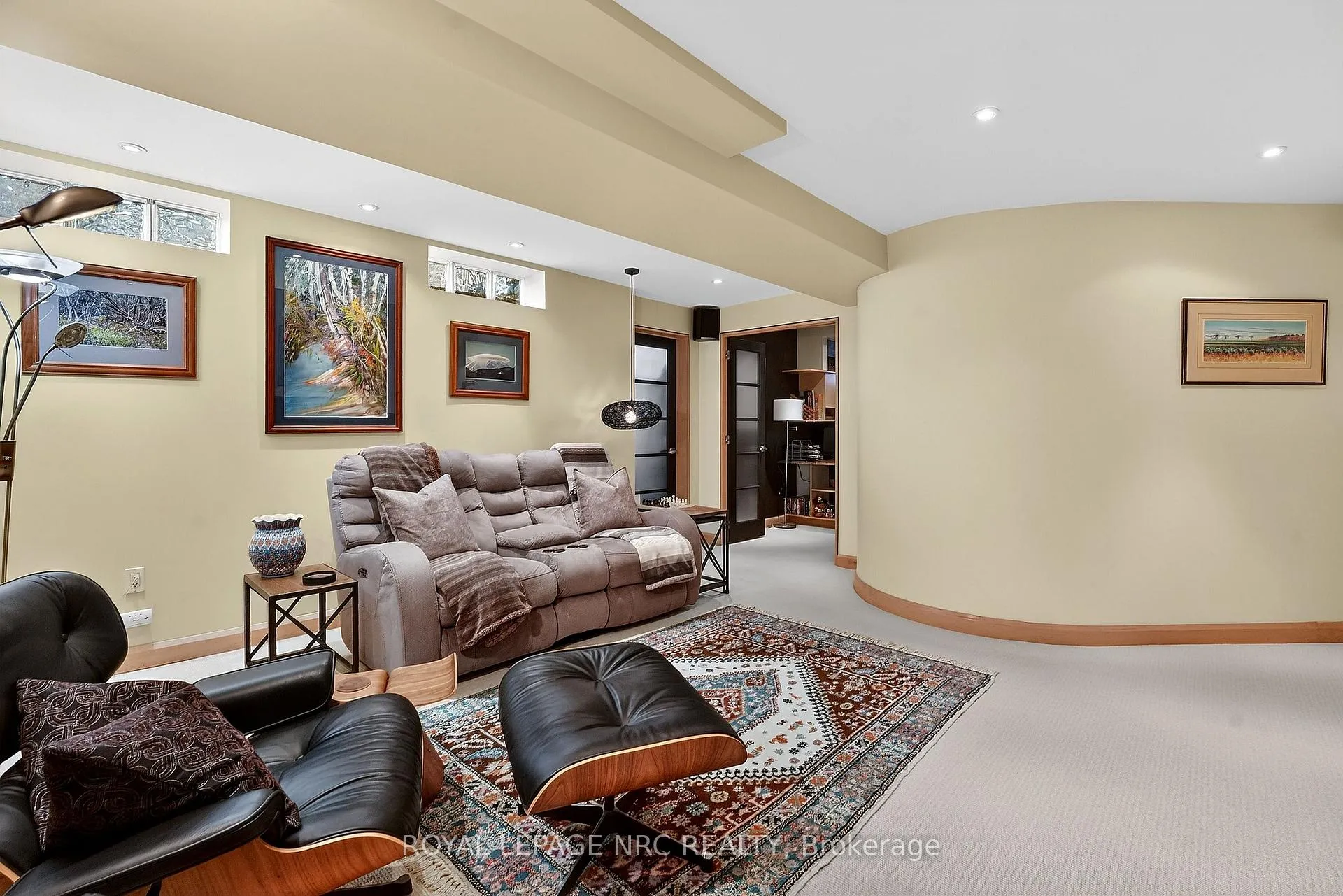 Photo 35 of 11 Peel Street, St. Catharines, Port Dalhousie — HOMEH
