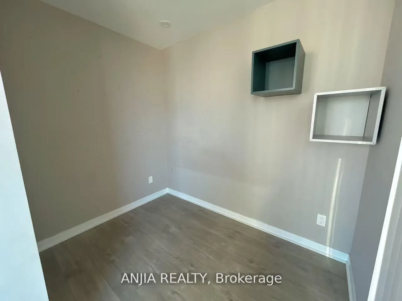 Photo 7 of Unit Lph07, 181 Huron Street, Toronto, University — HOMEH