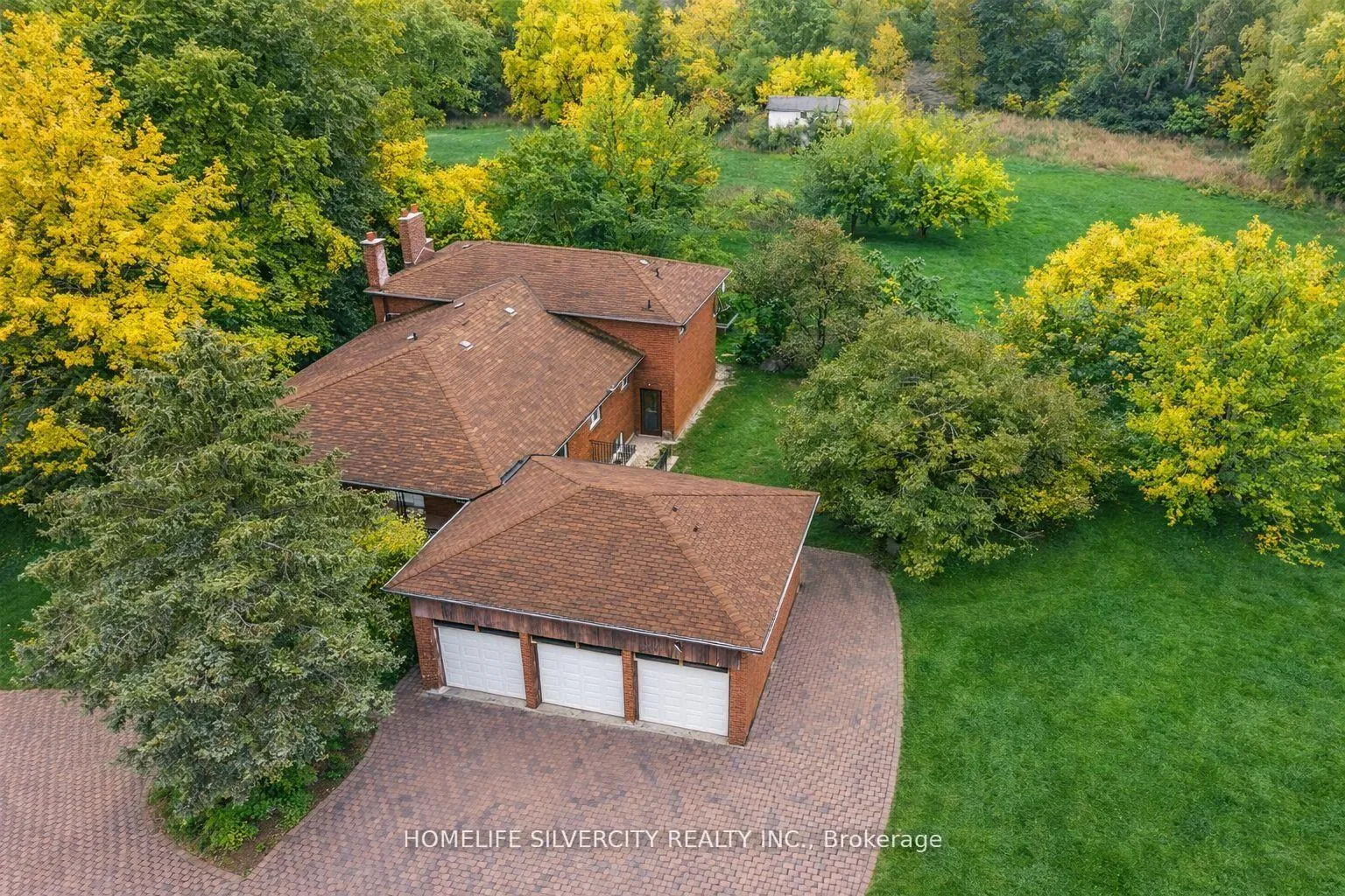Photo 2 of 4395 Castlemore Road, Brampton, Bram East — HOMEH