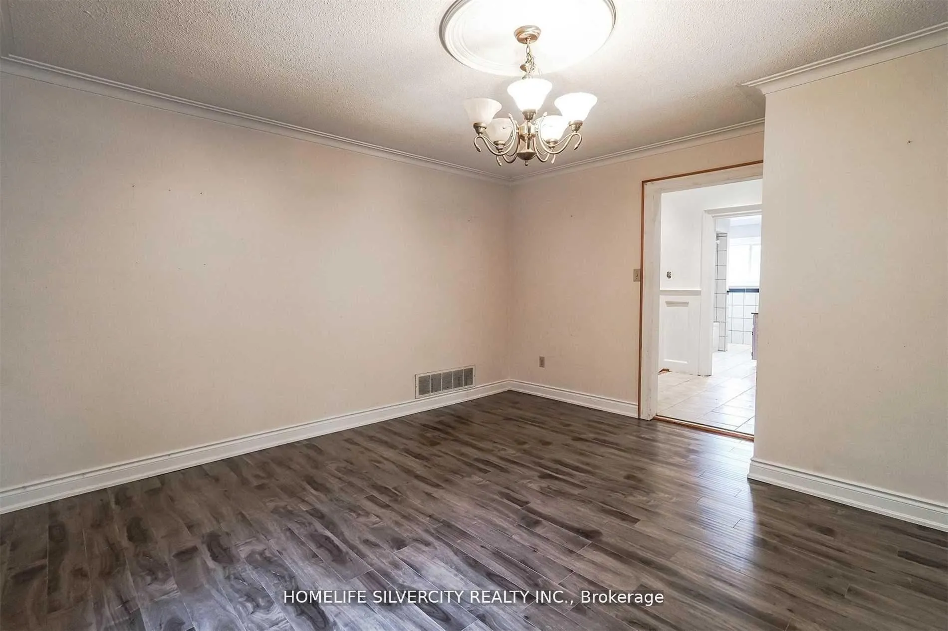 Photo 7 of 4395 Castlemore Road, Brampton, Bram East — HOMEH