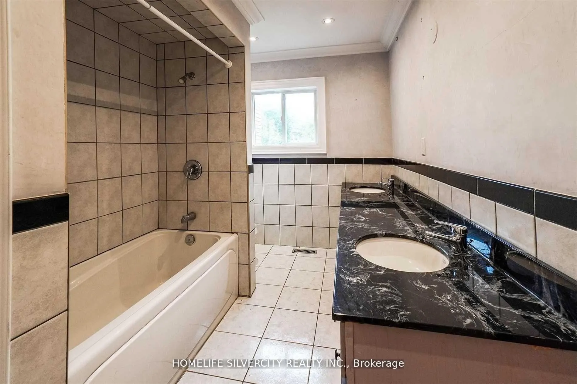 Photo 12 of 4395 Castlemore Road, Brampton, Bram East — HOMEH