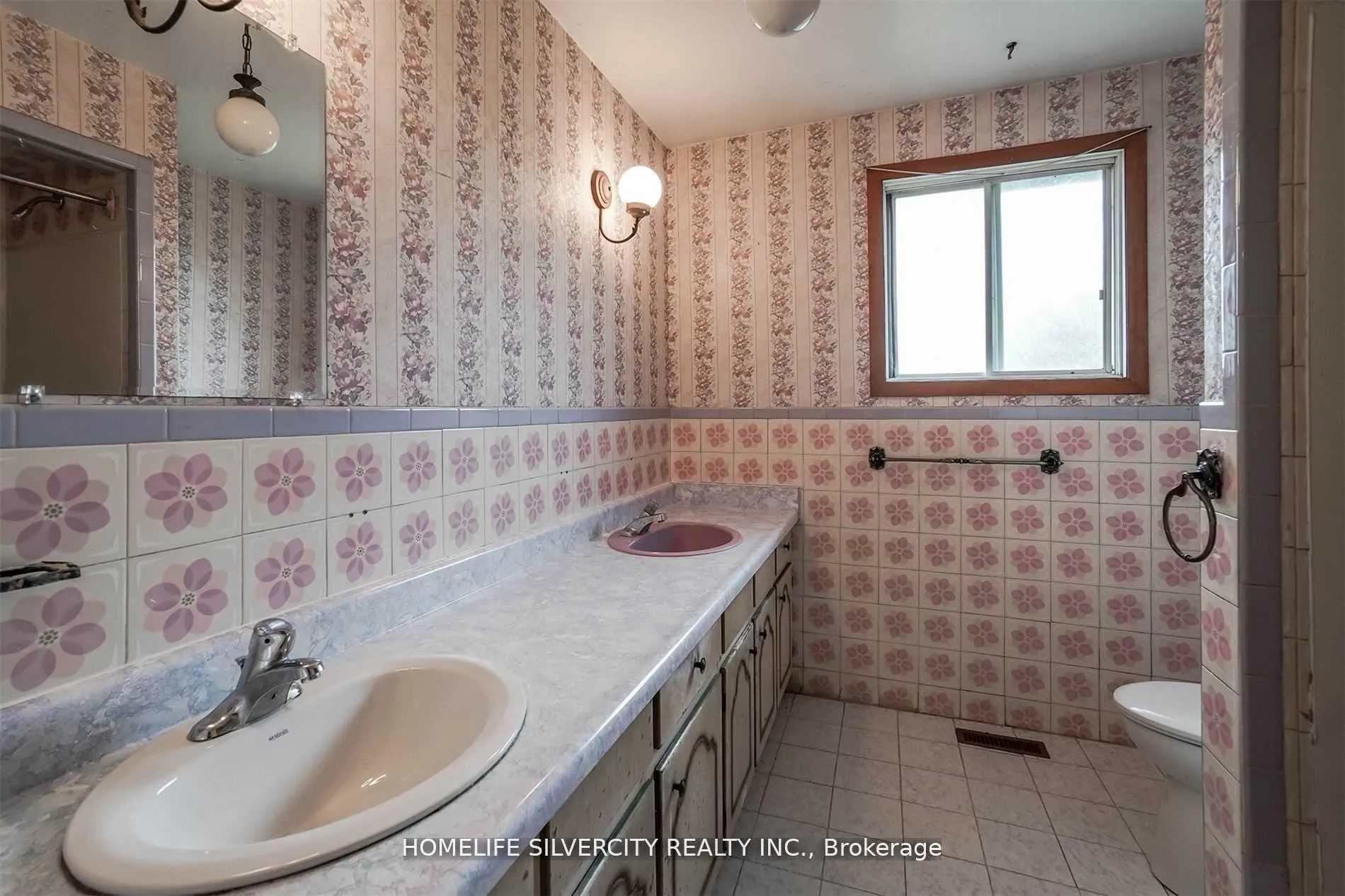 Photo 18 of 4395 Castlemore Road, Brampton, Bram East — HOMEH