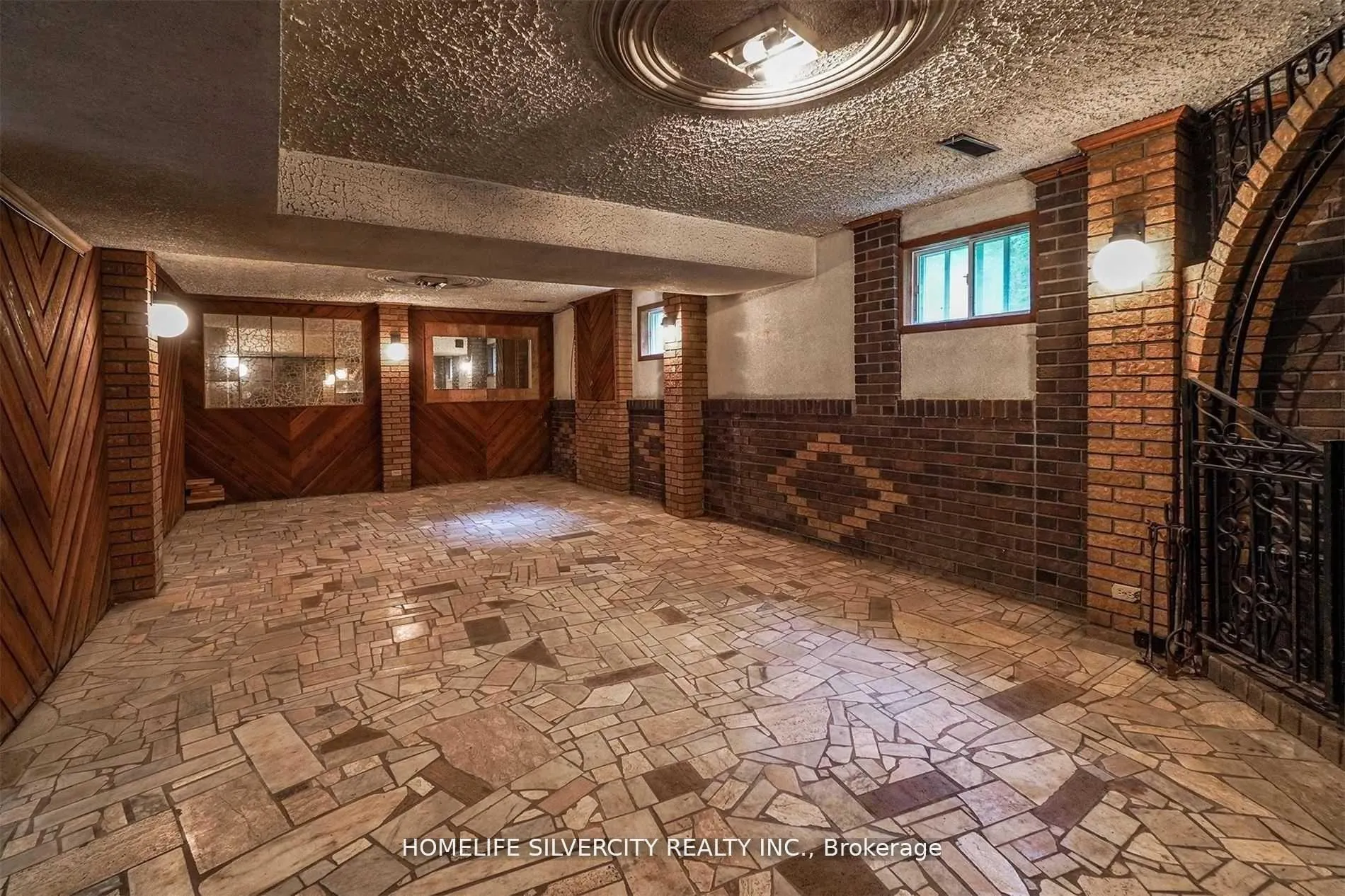 Photo 19 of 4395 Castlemore Road, Brampton, Bram East — HOMEH