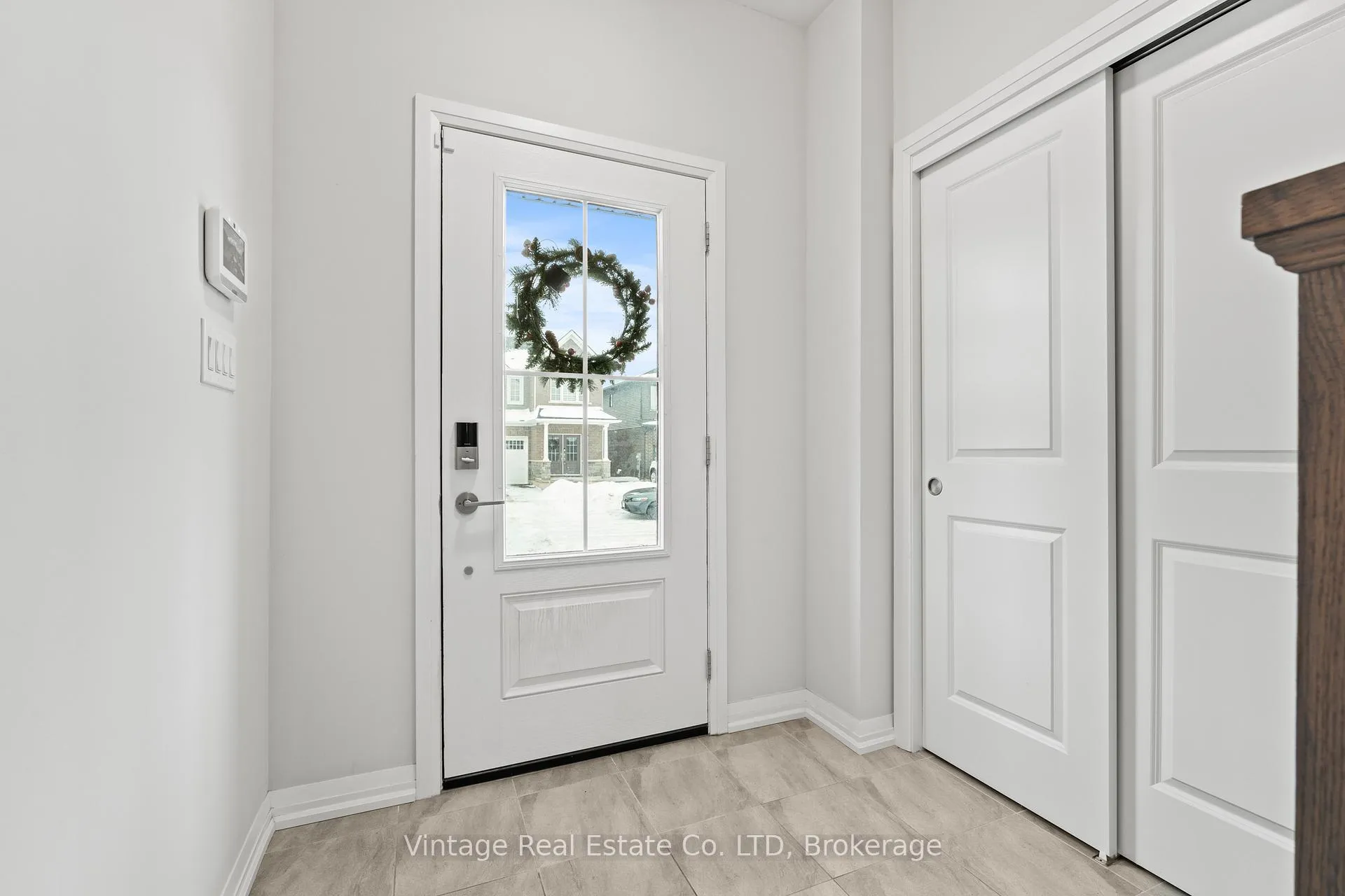 Photo 2 of 46 Samuel Avenue, Pelham, Fonthill — HOMEH