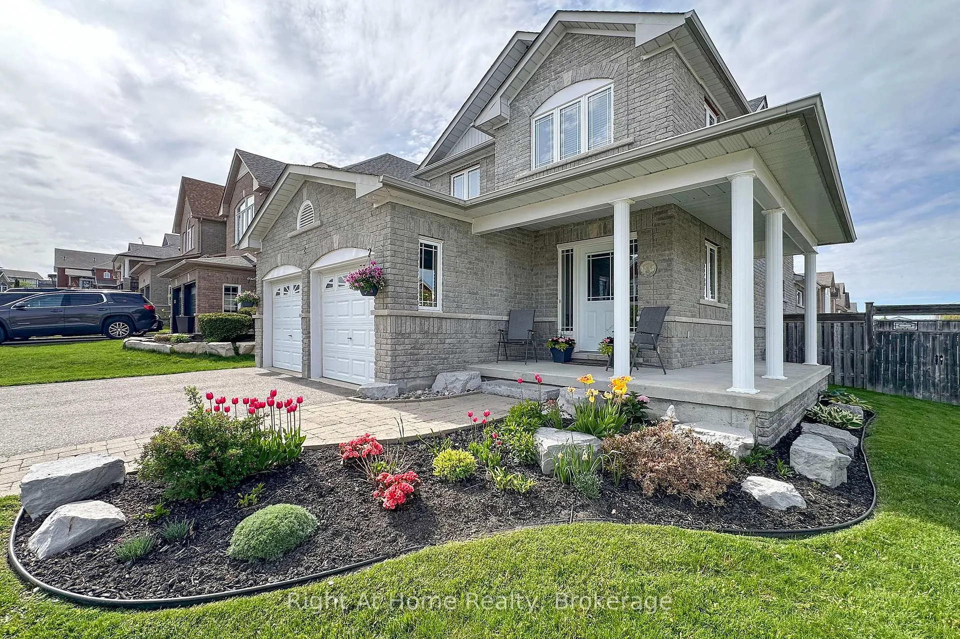 Photo 4 of 2 Cousins Street, Clarington, Courtice — HOMEH