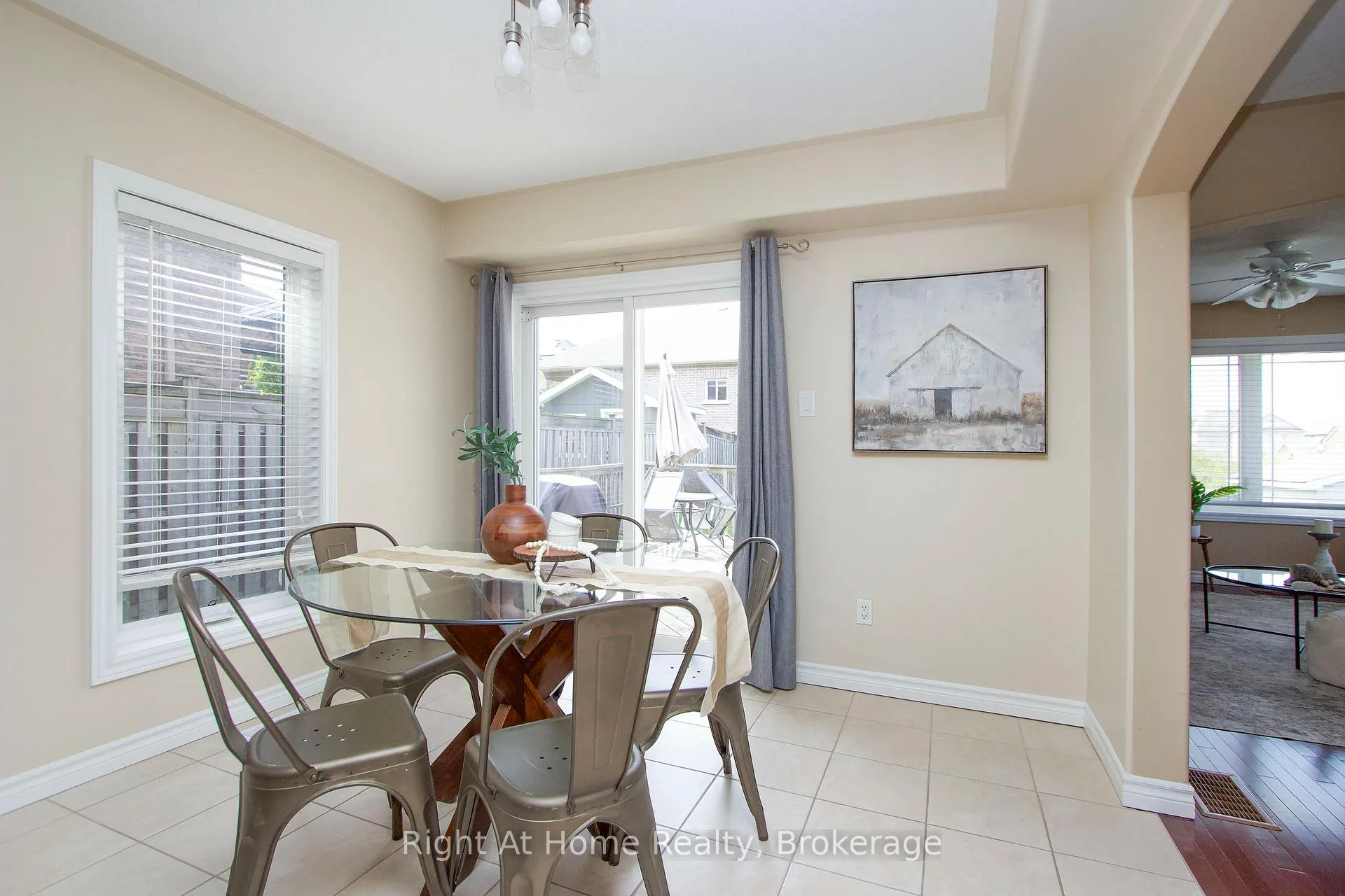 Photo 11 of 2 Cousins Street, Clarington, Courtice — HOMEH