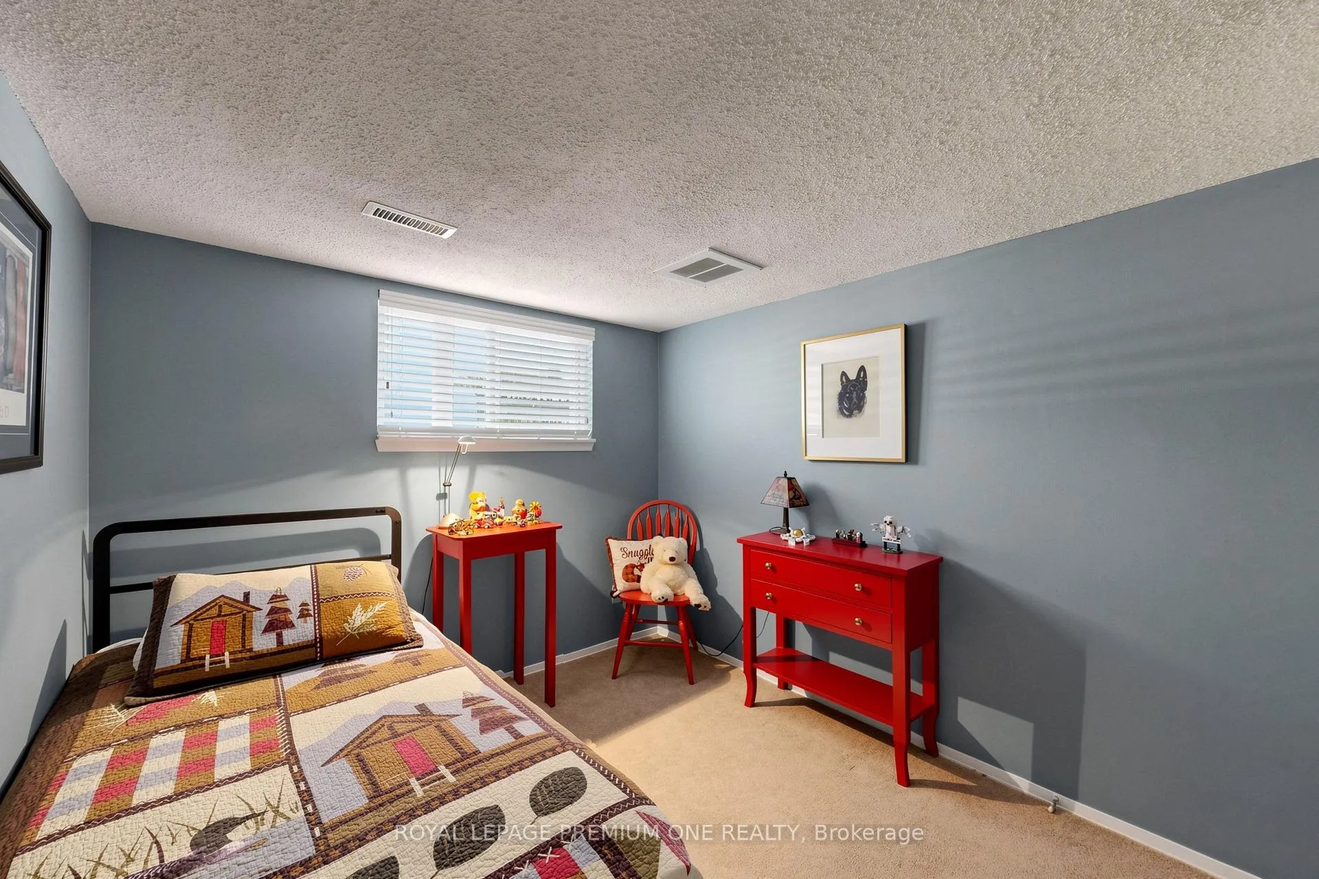 Photo 19 of 4 Prout Drive, Clarington, Bowmanville — HOMEH