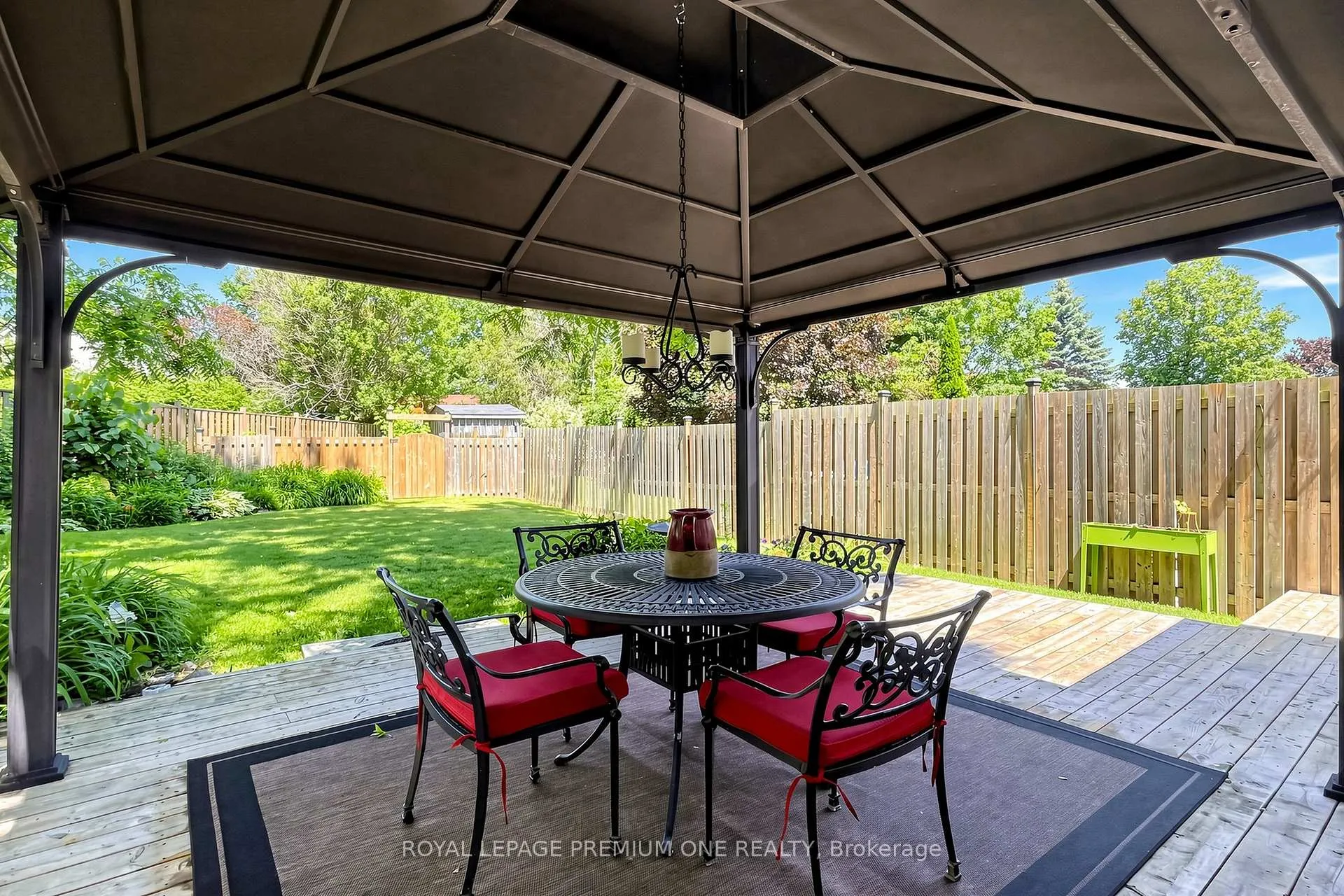 Photo 23 of 4 Prout Drive, Clarington, Bowmanville — HOMEH