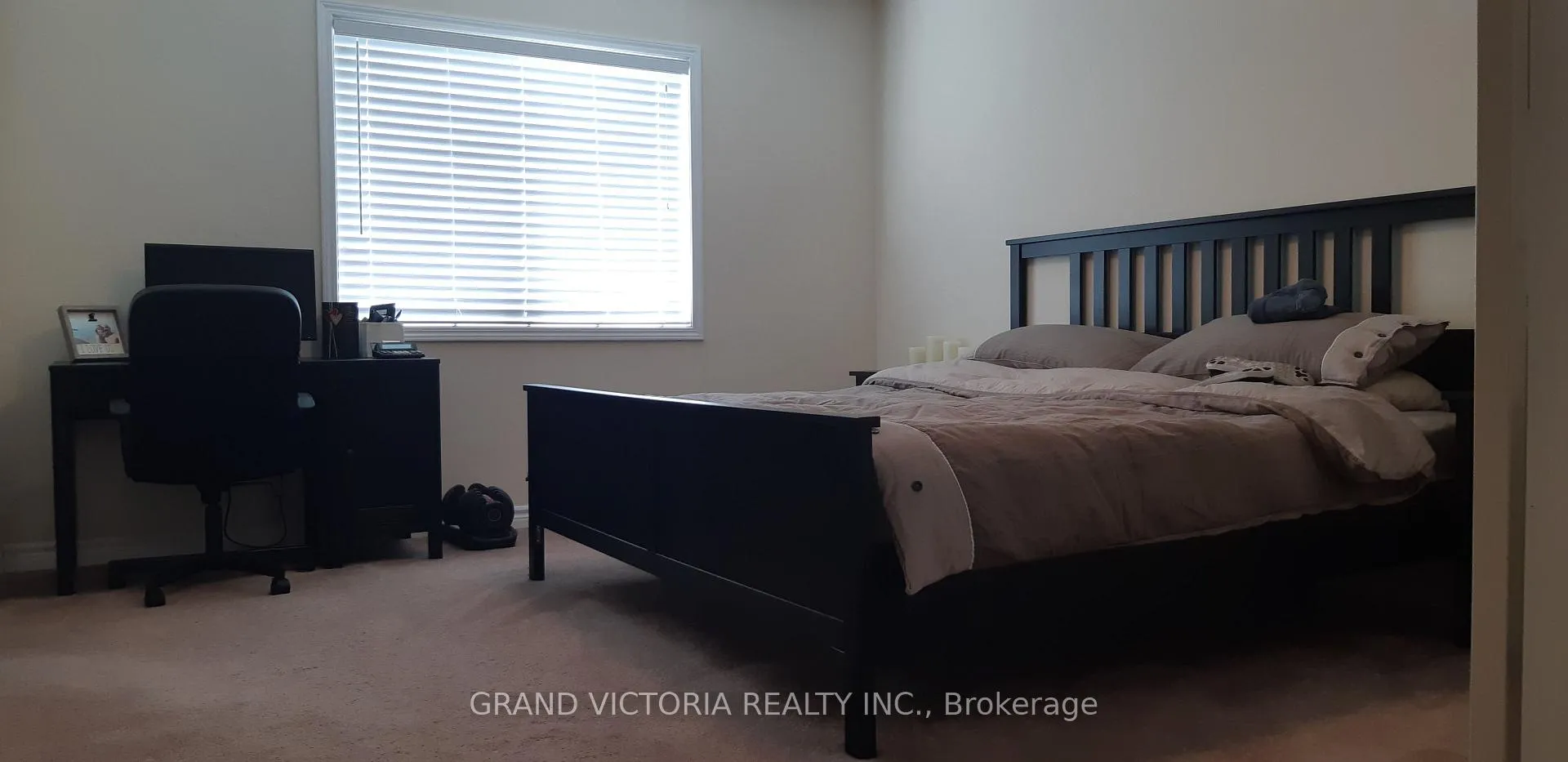 Photo 3 of 100 Mcmonies Drive, Hamilton, Waterdown — HOMEH
