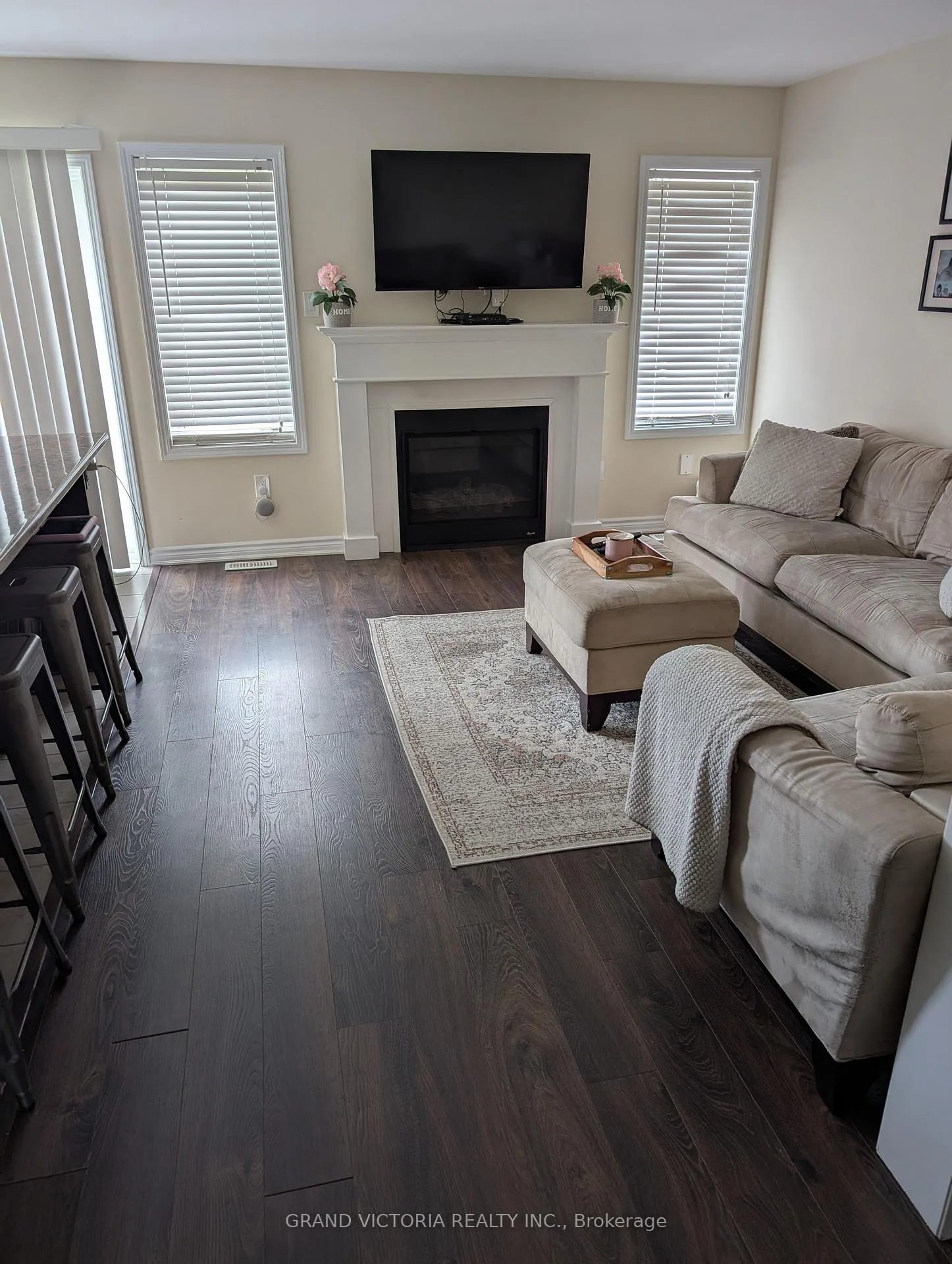 Photo 8 of 100 Mcmonies Drive, Hamilton, Waterdown — HOMEH