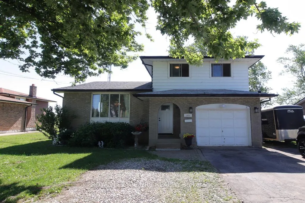 Photo of 1006 Crescent Road