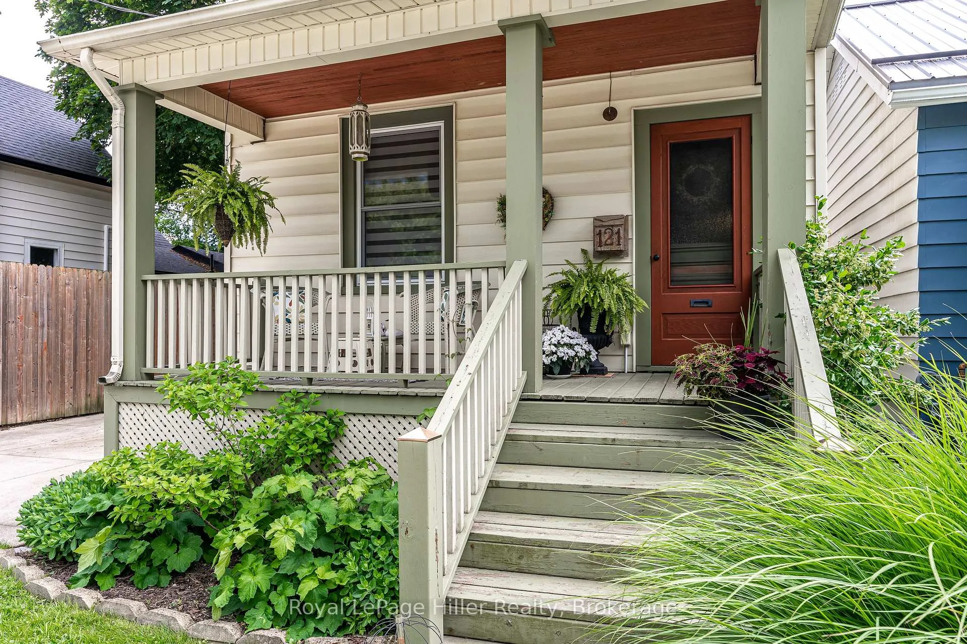 Photo 2 of 121 Milton Street, Stratford — HOMEH