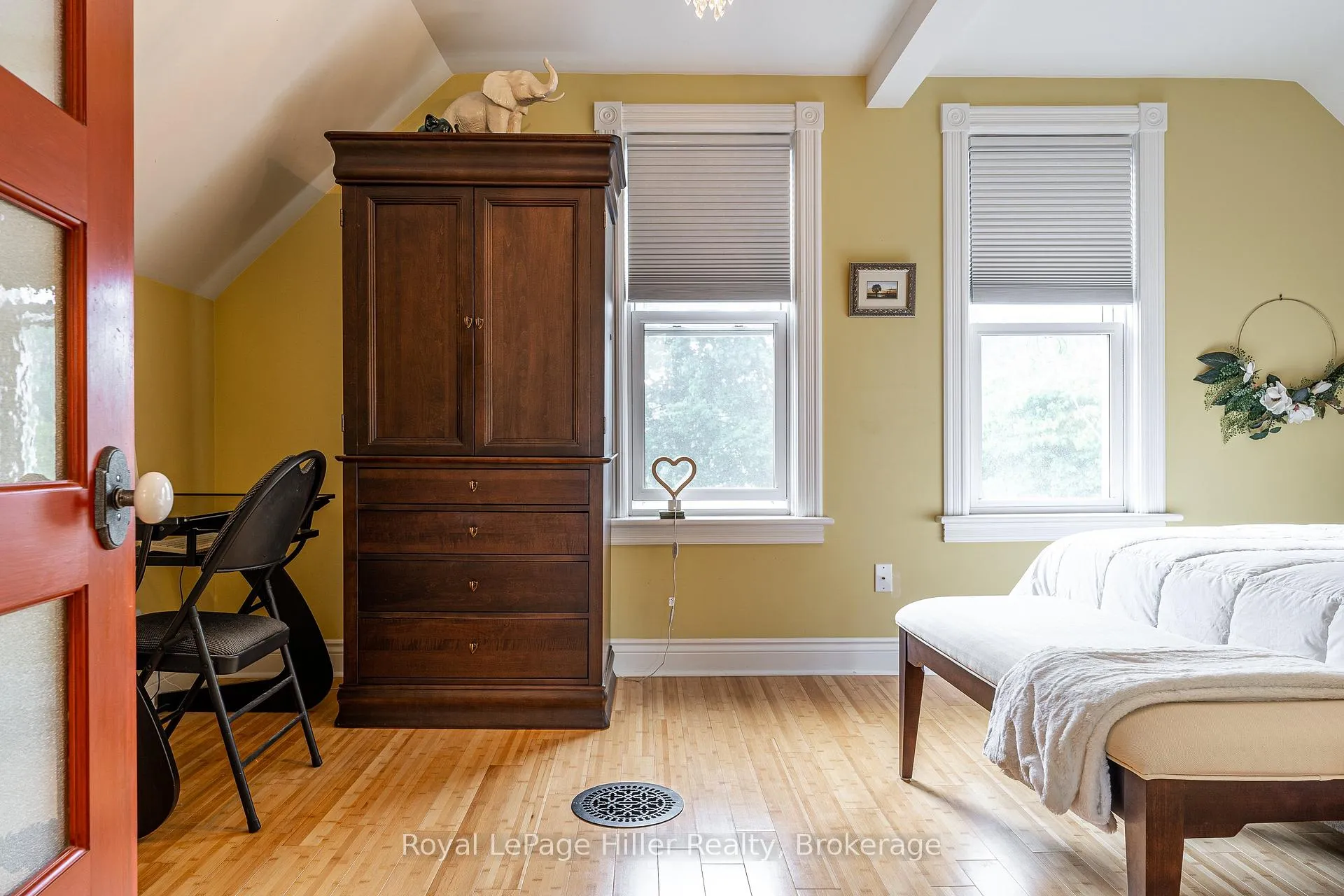 Photo 31 of 121 Milton Street, Stratford — HOMEH