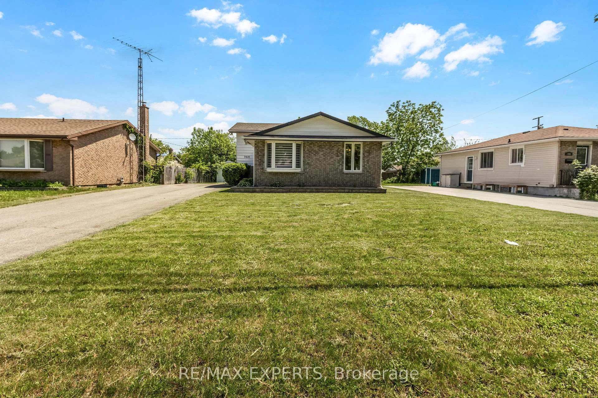 Photo 1 of 360 First Avenue, Welland, N. Welland — HOMEH