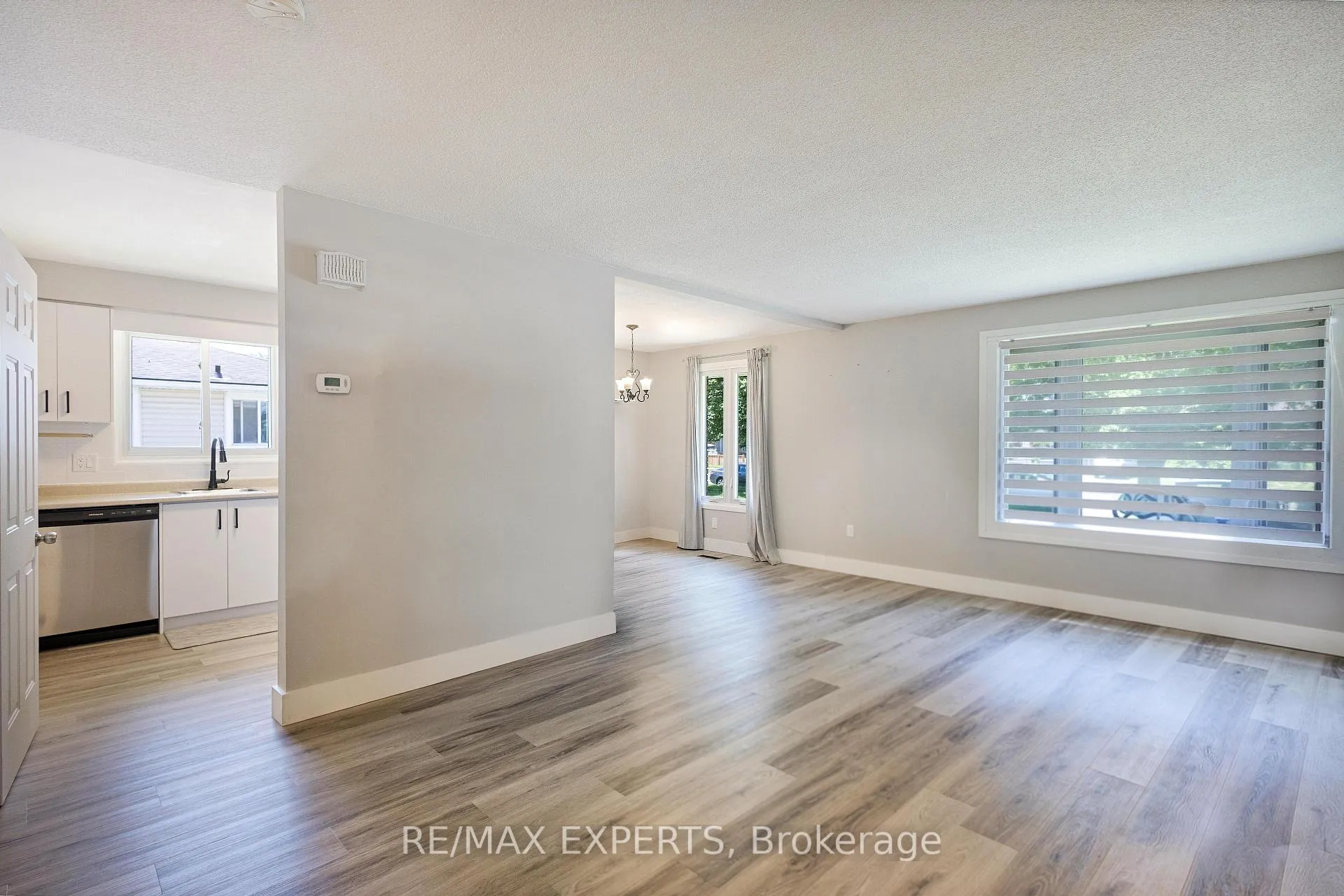 Photo 6 of 360 First Avenue, Welland, N. Welland — HOMEH