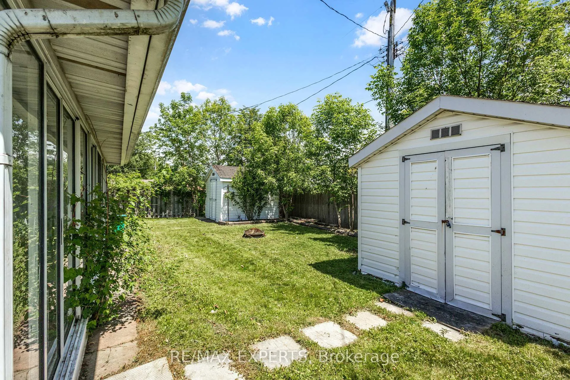 Photo 29 of 360 First Avenue, Welland, N. Welland — HOMEH