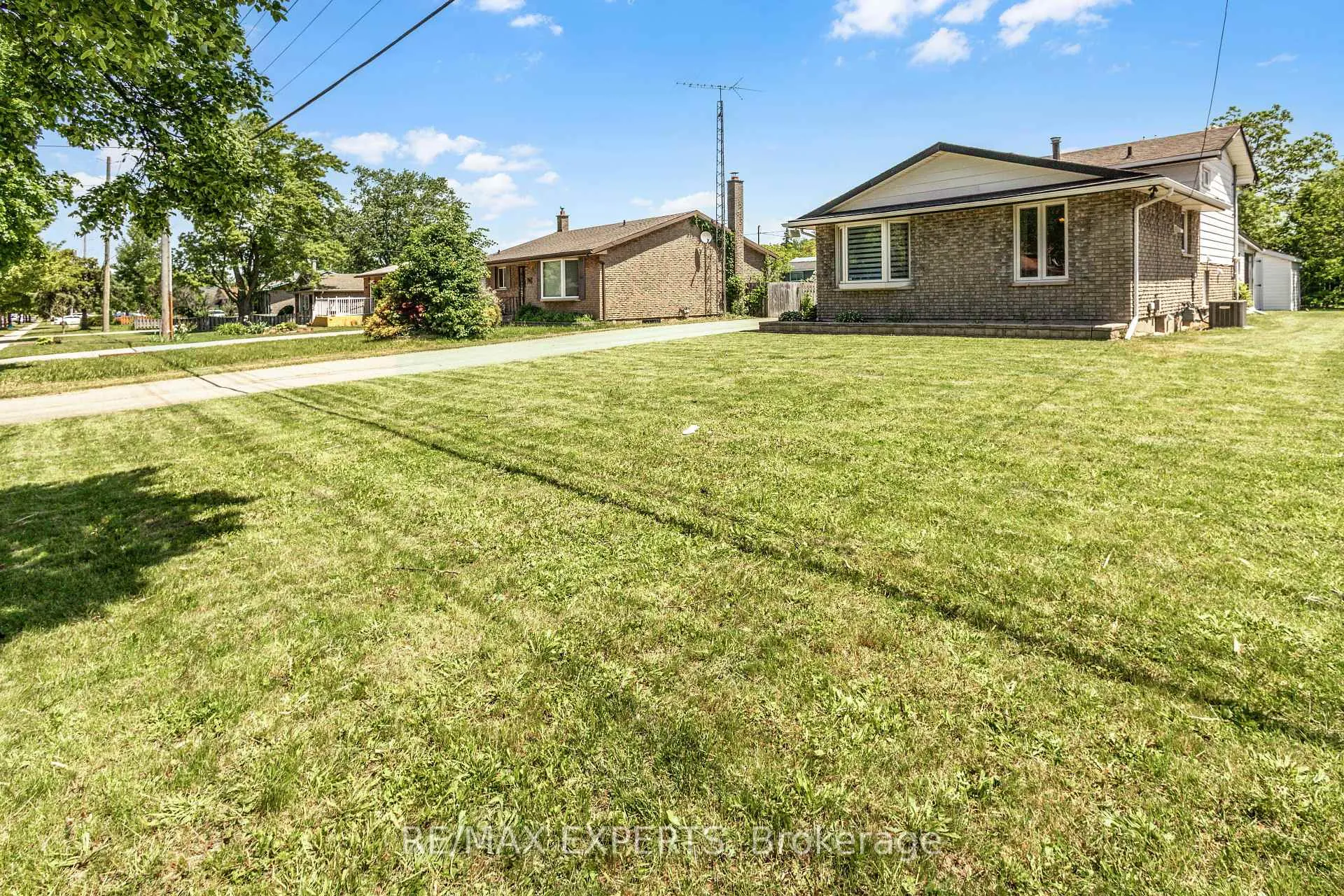 Photo 42 of 360 First Avenue, Welland, N. Welland — HOMEH