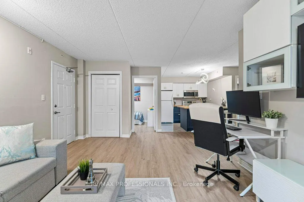 Photo 9 of Unit 106, 2055 Appleby Line, Burlington, Uptown — HOMEH