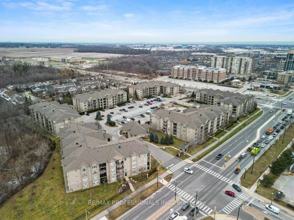 Photo 29 of Unit 106, 2055 Appleby Line, Burlington, Uptown — HOMEH