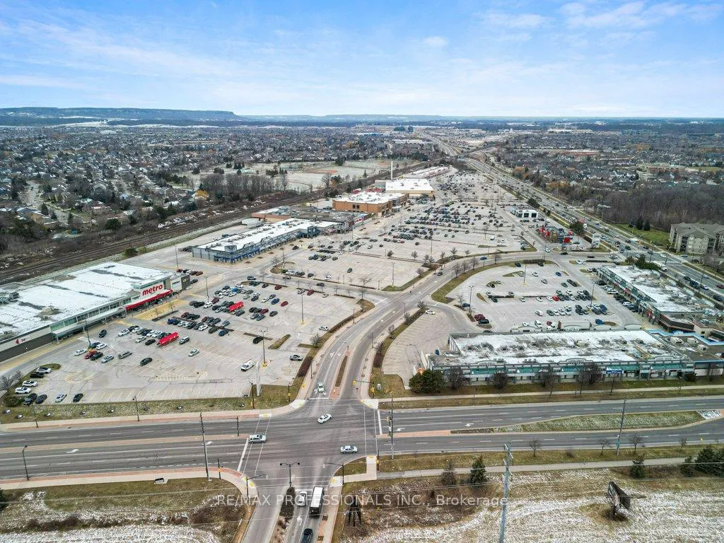 Photo 32 of Unit 106, 2055 Appleby Line, Burlington, Uptown — HOMEH