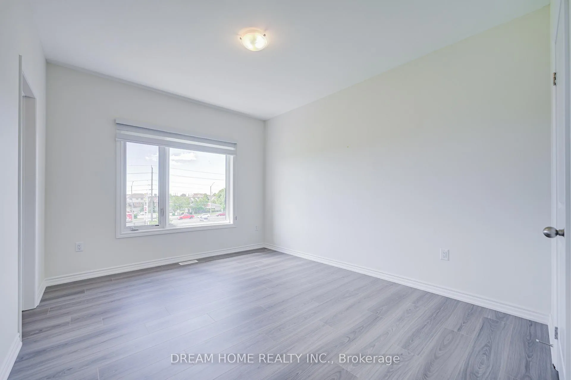 Photo 19 of 19 Coppini Lane, Ajax, South East — HOMEH