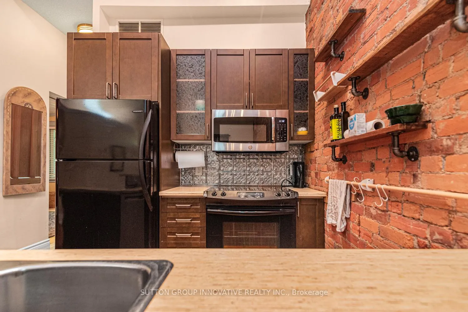 Photo 11 of 18 Pearl Street S, Hamilton, Strathcona — HOMEH