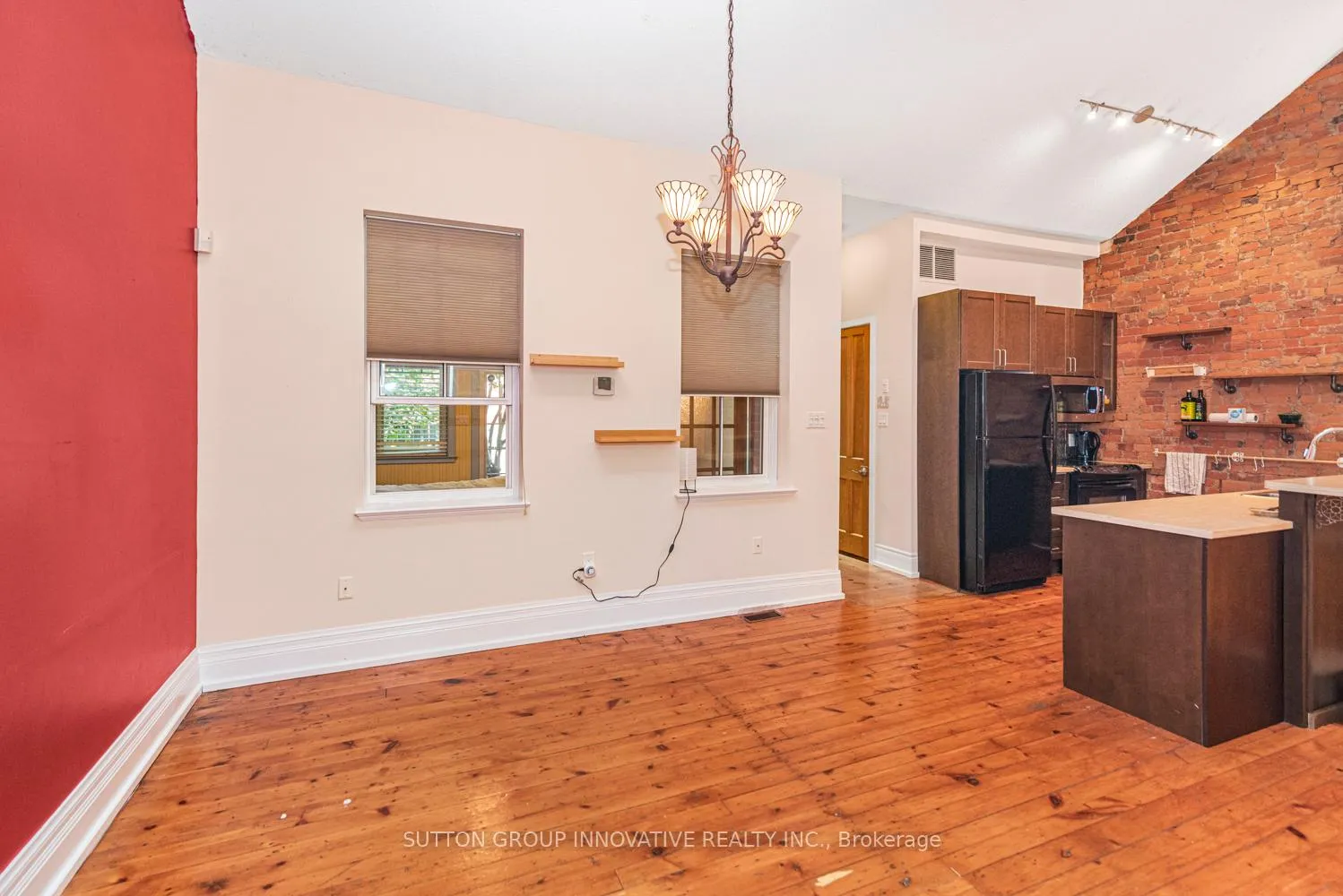 Photo 13 of 18 Pearl Street S, Hamilton, Strathcona — HOMEH
