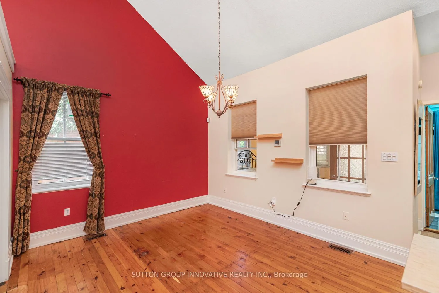 Photo 14 of 18 Pearl Street S, Hamilton, Strathcona — HOMEH
