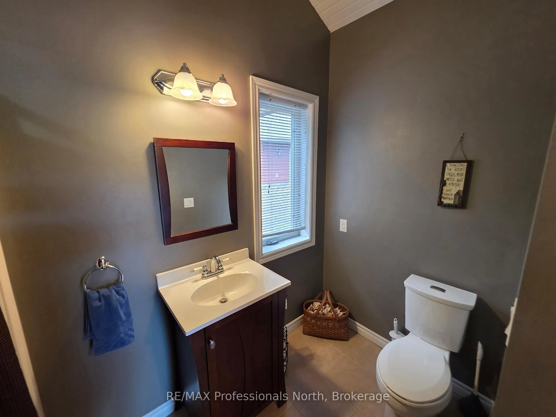 Photo 21 of 98 Lynx Drive, Kearney — HOMEH