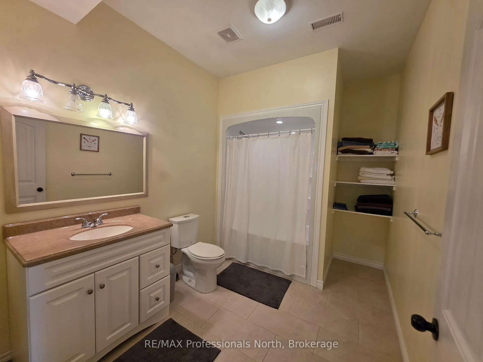 Photo 29 of 98 Lynx Drive, Kearney — HOMEH