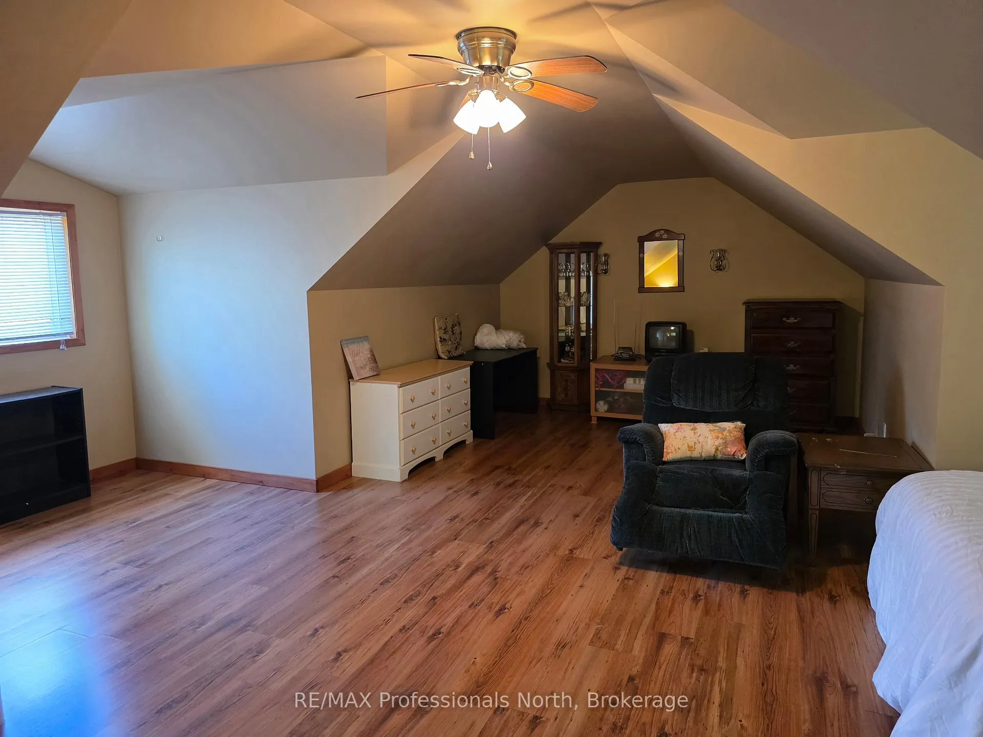 Photo 48 of 98 Lynx Drive, Kearney — HOMEH